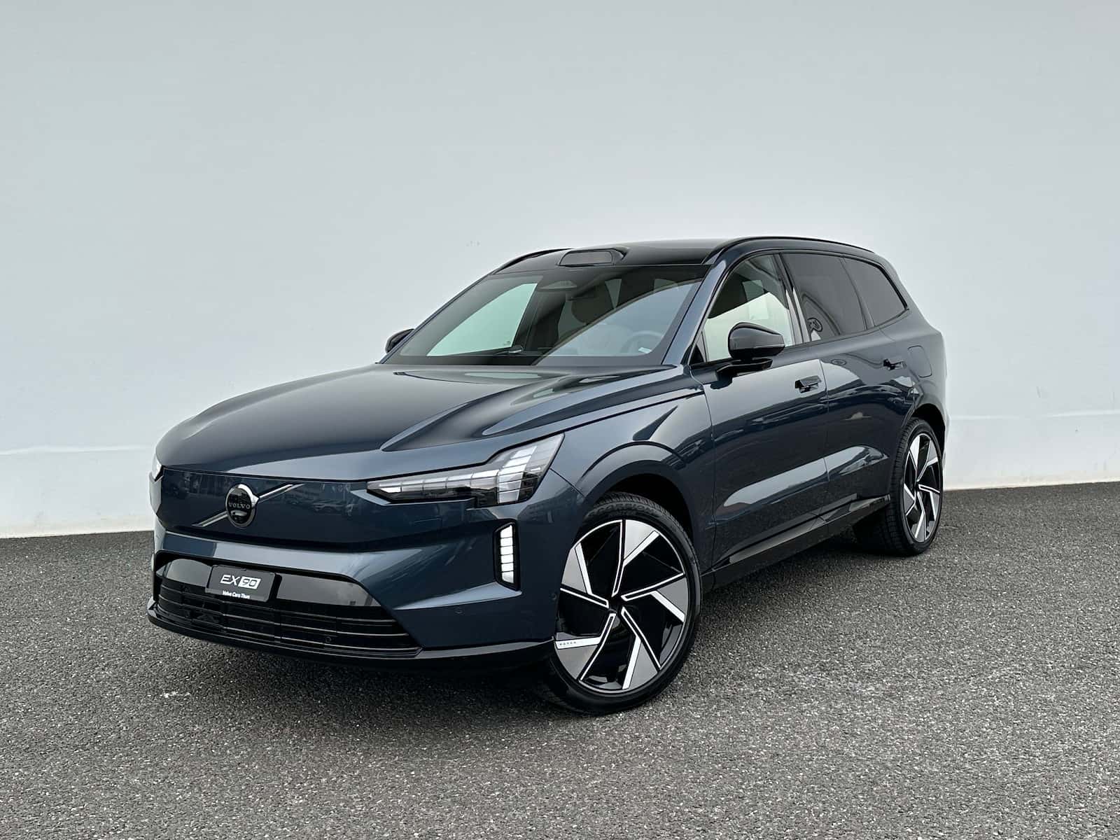 Volvo EX90