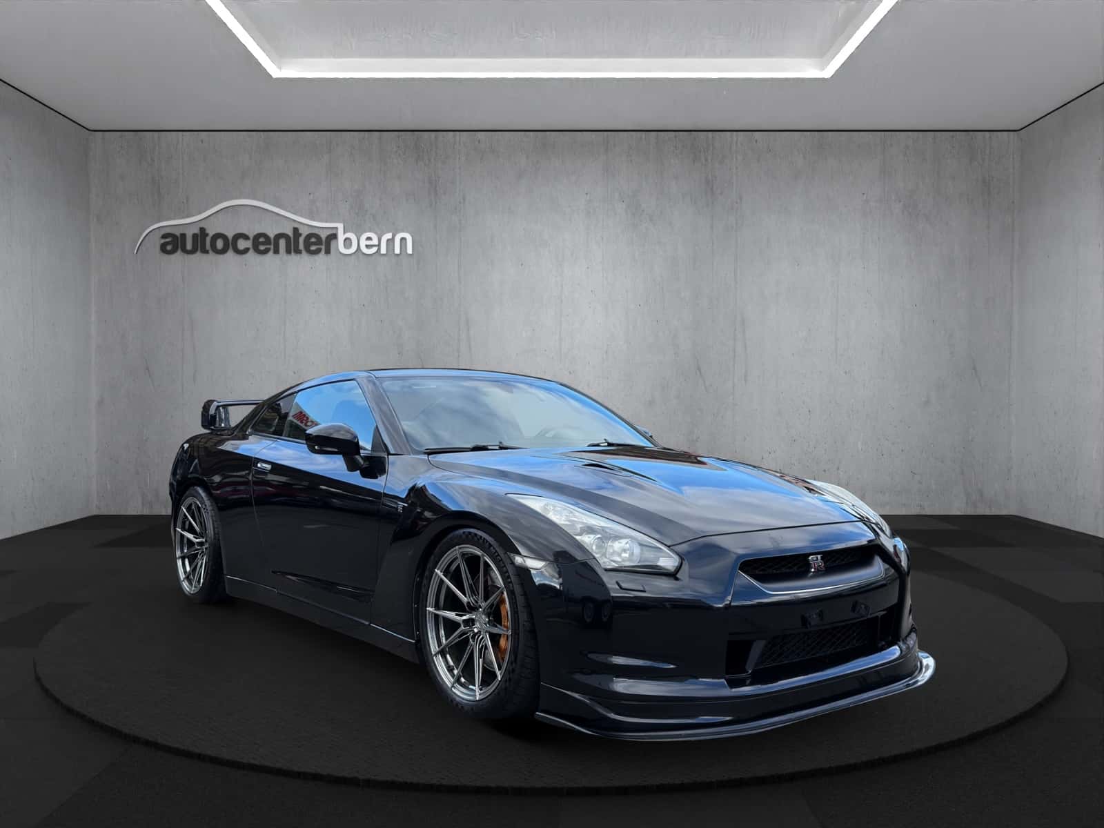 Nissan GT-R