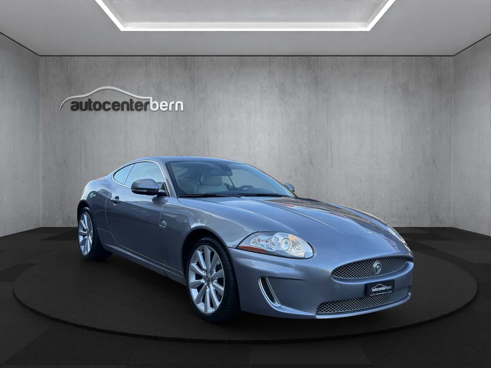 Jaguar XK