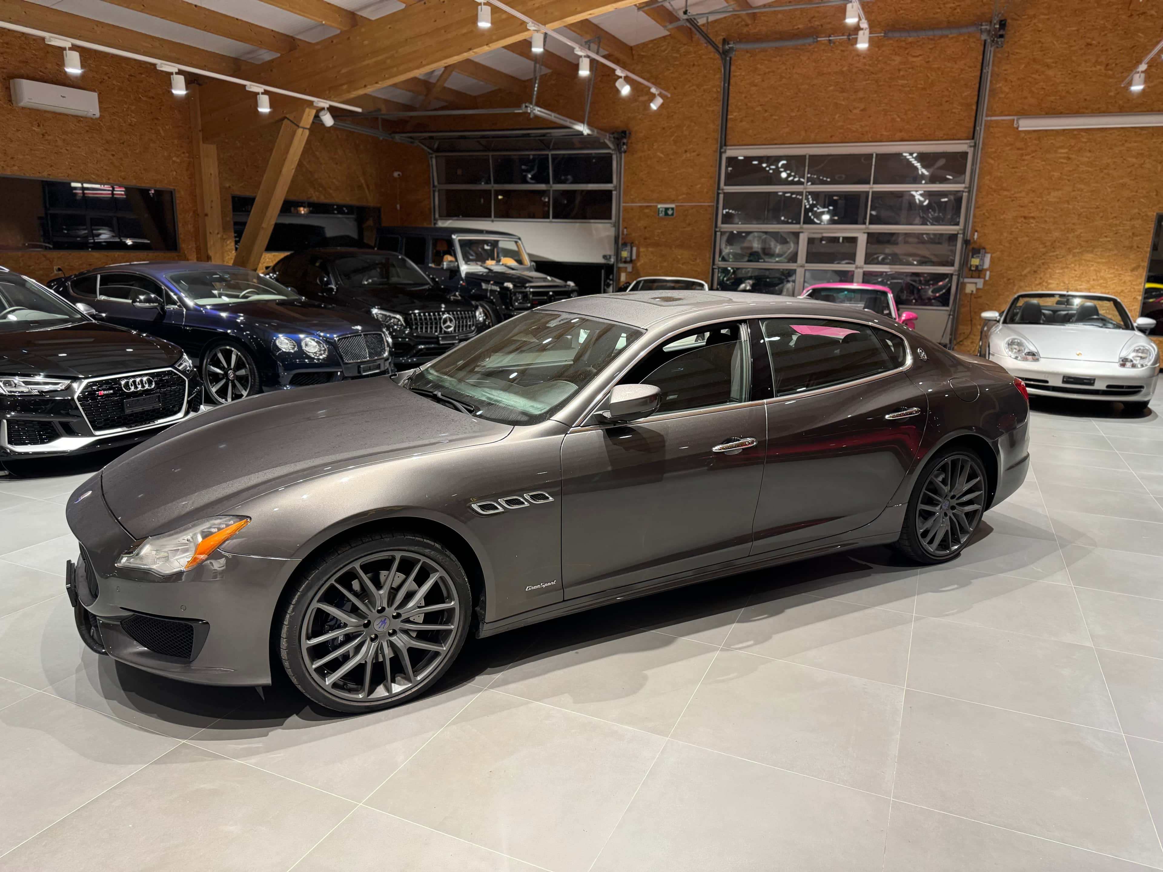 Maserati Quattroporte