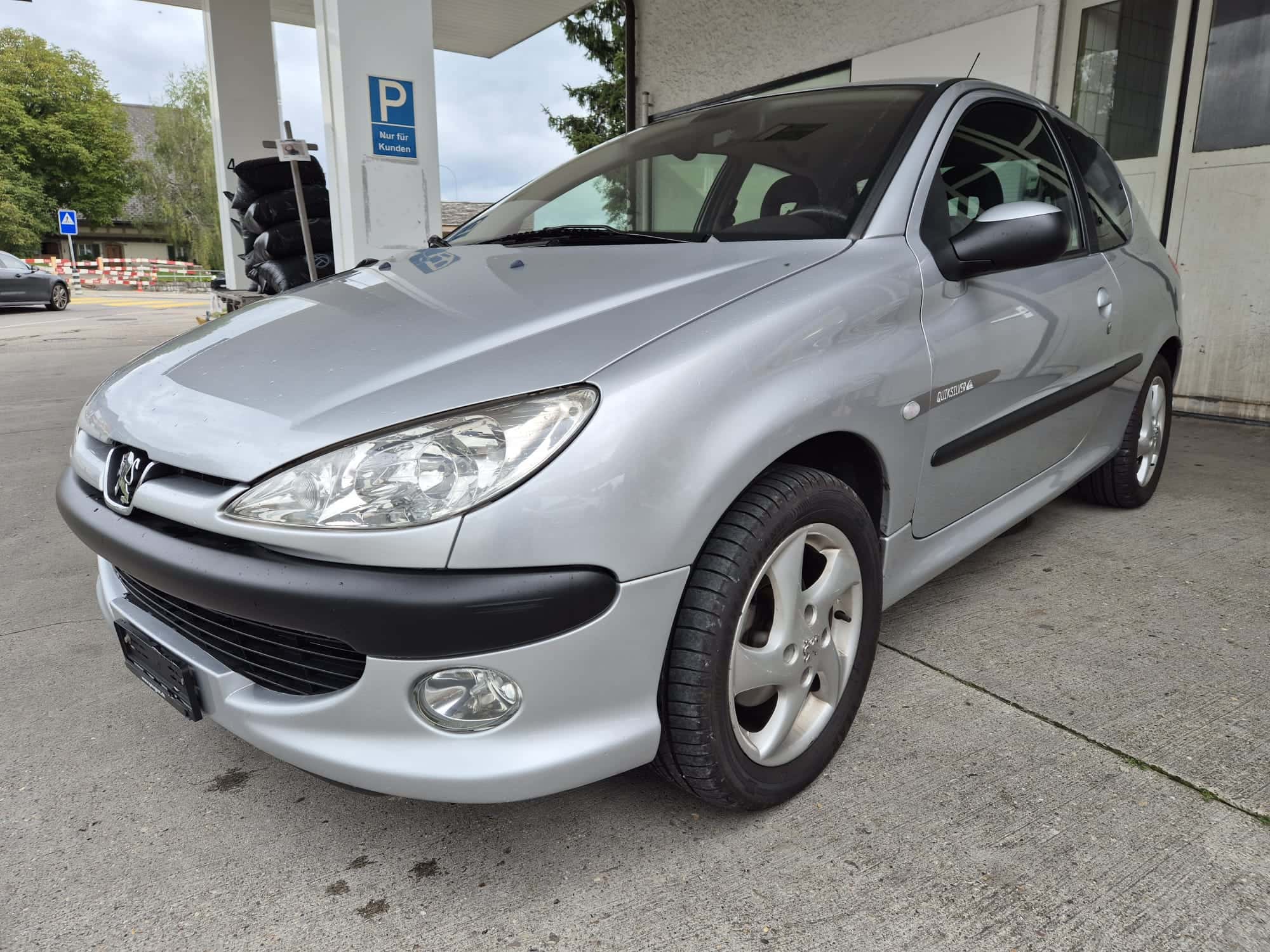Peugeot 206