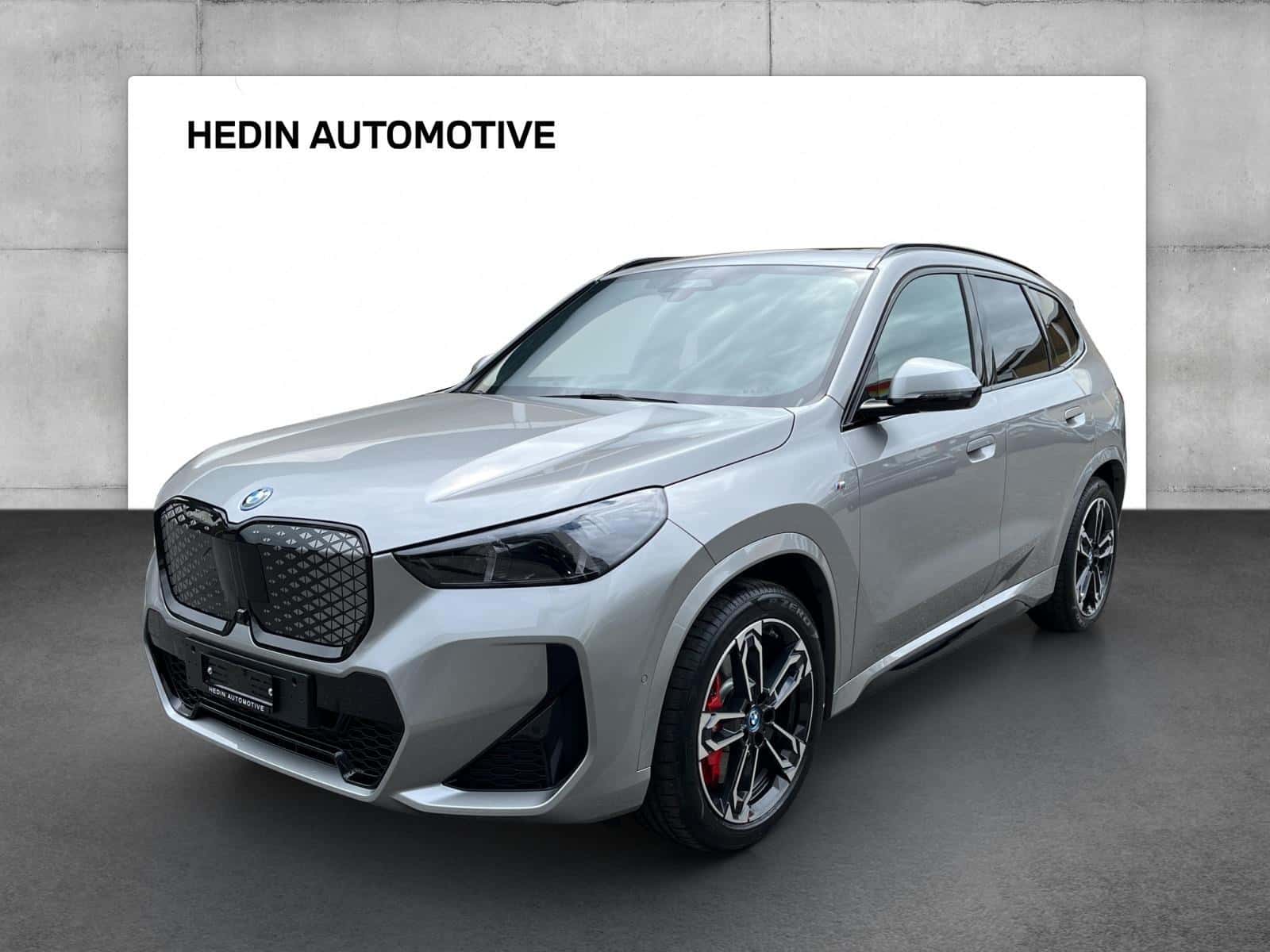 BMW iX1