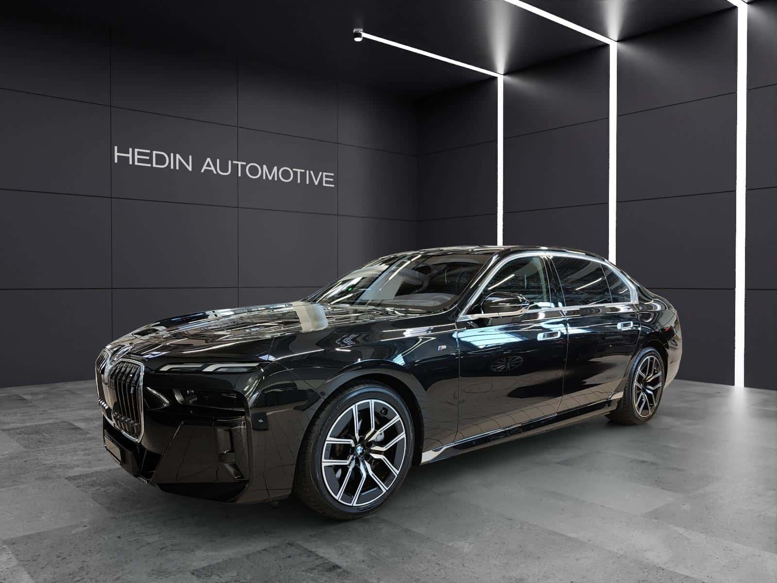 BMW i7