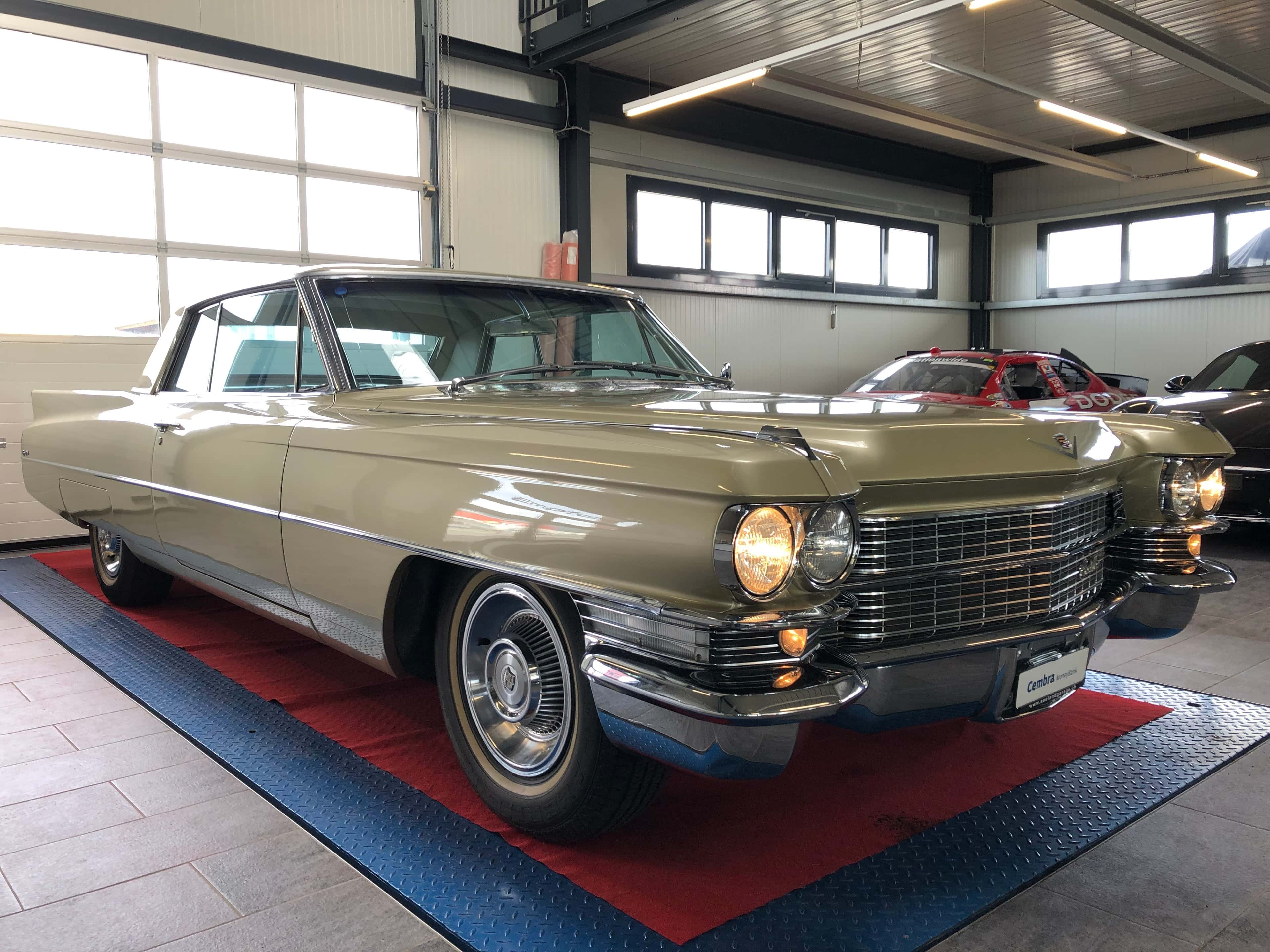 Cadillac De Ville