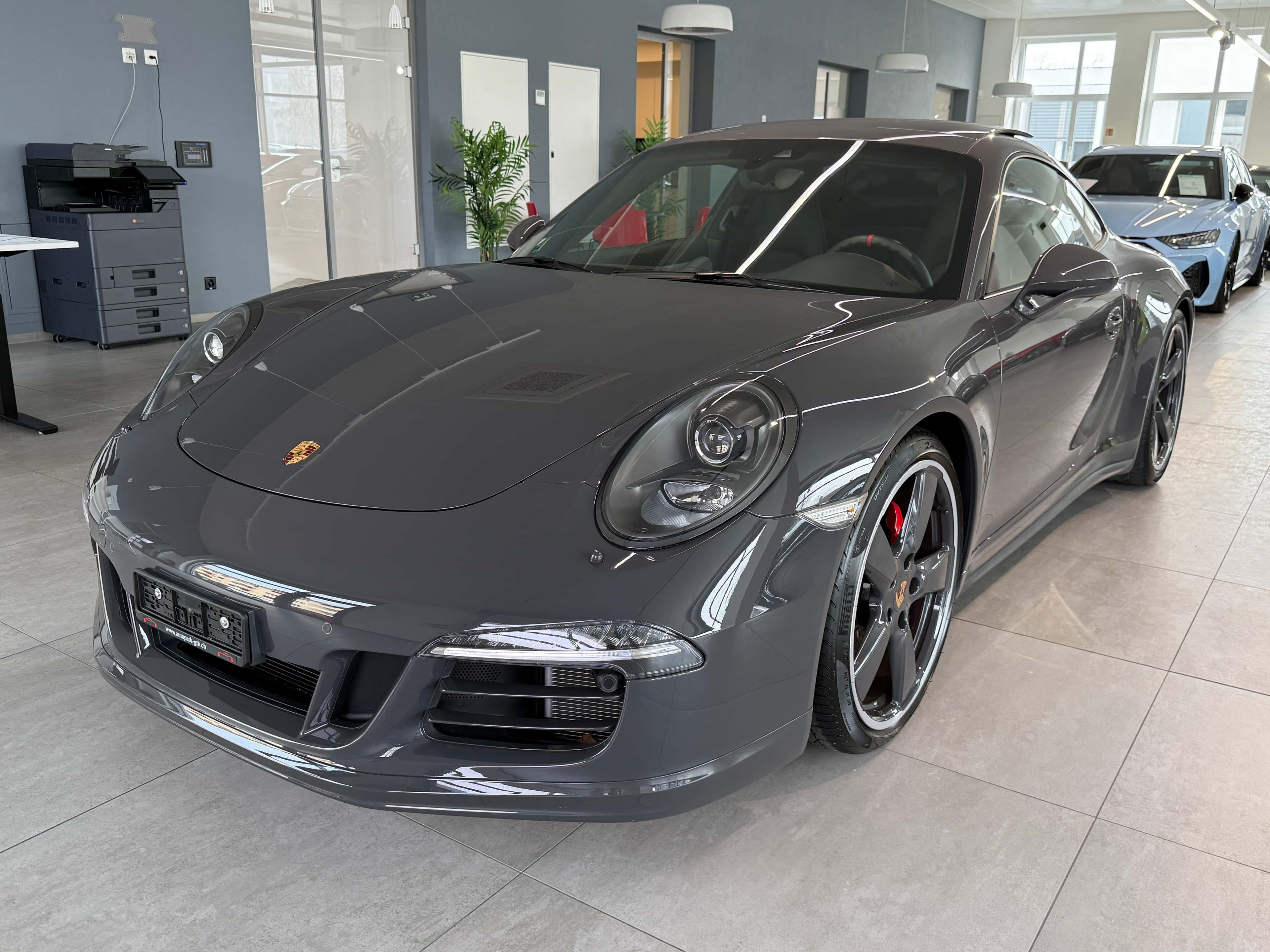 Porsche 911