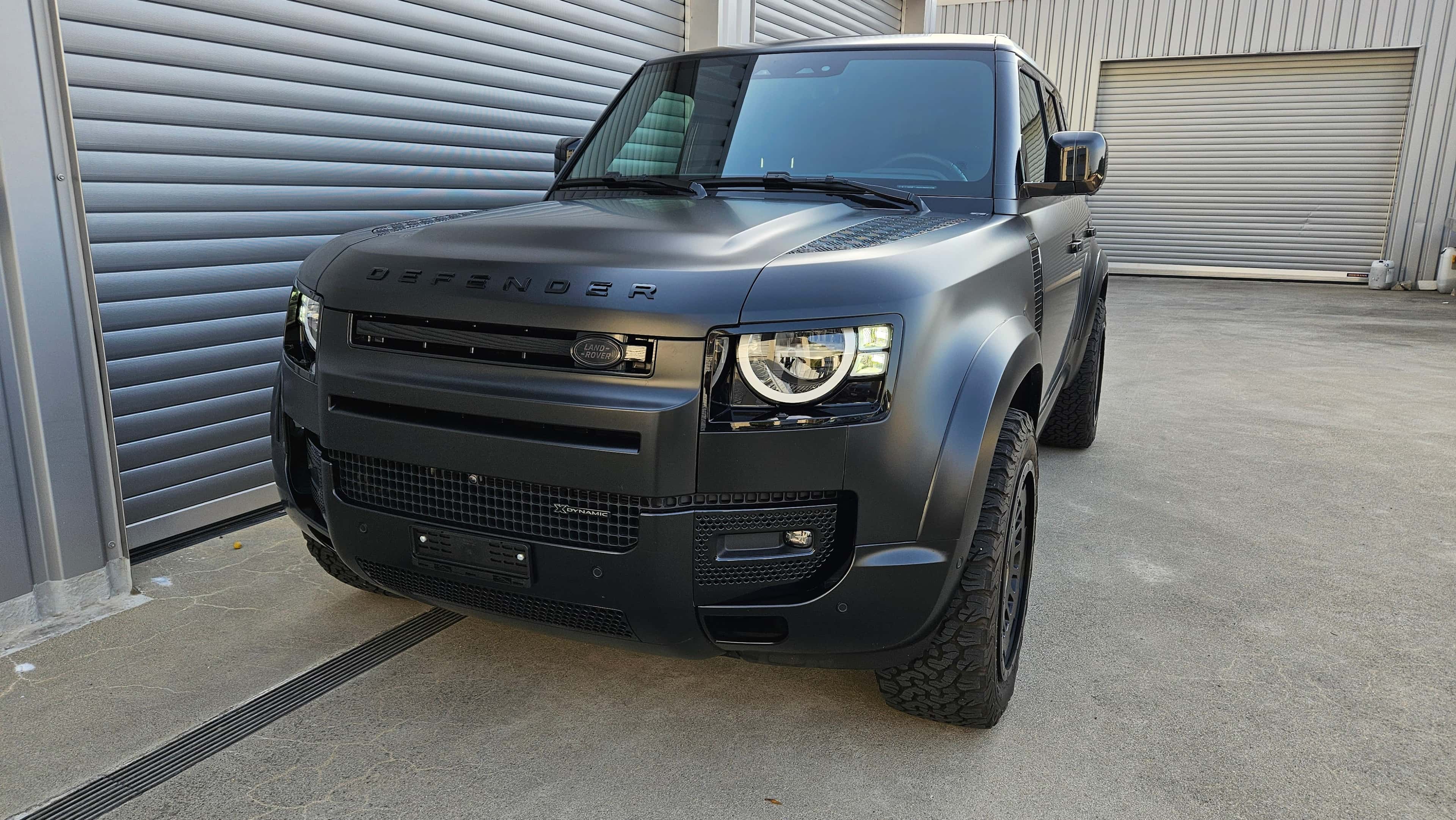 Land Rover Defender