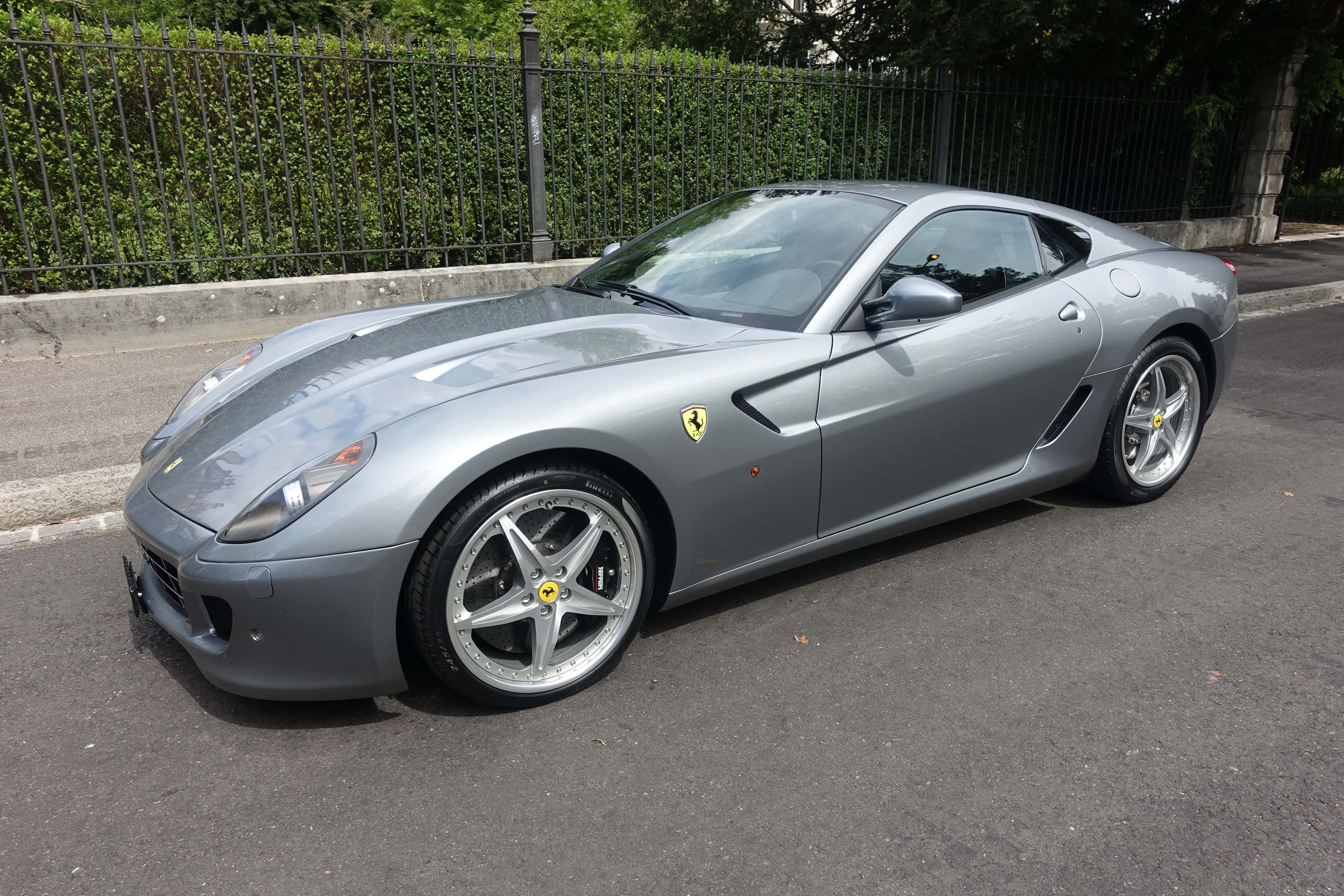 Ferrari 599
