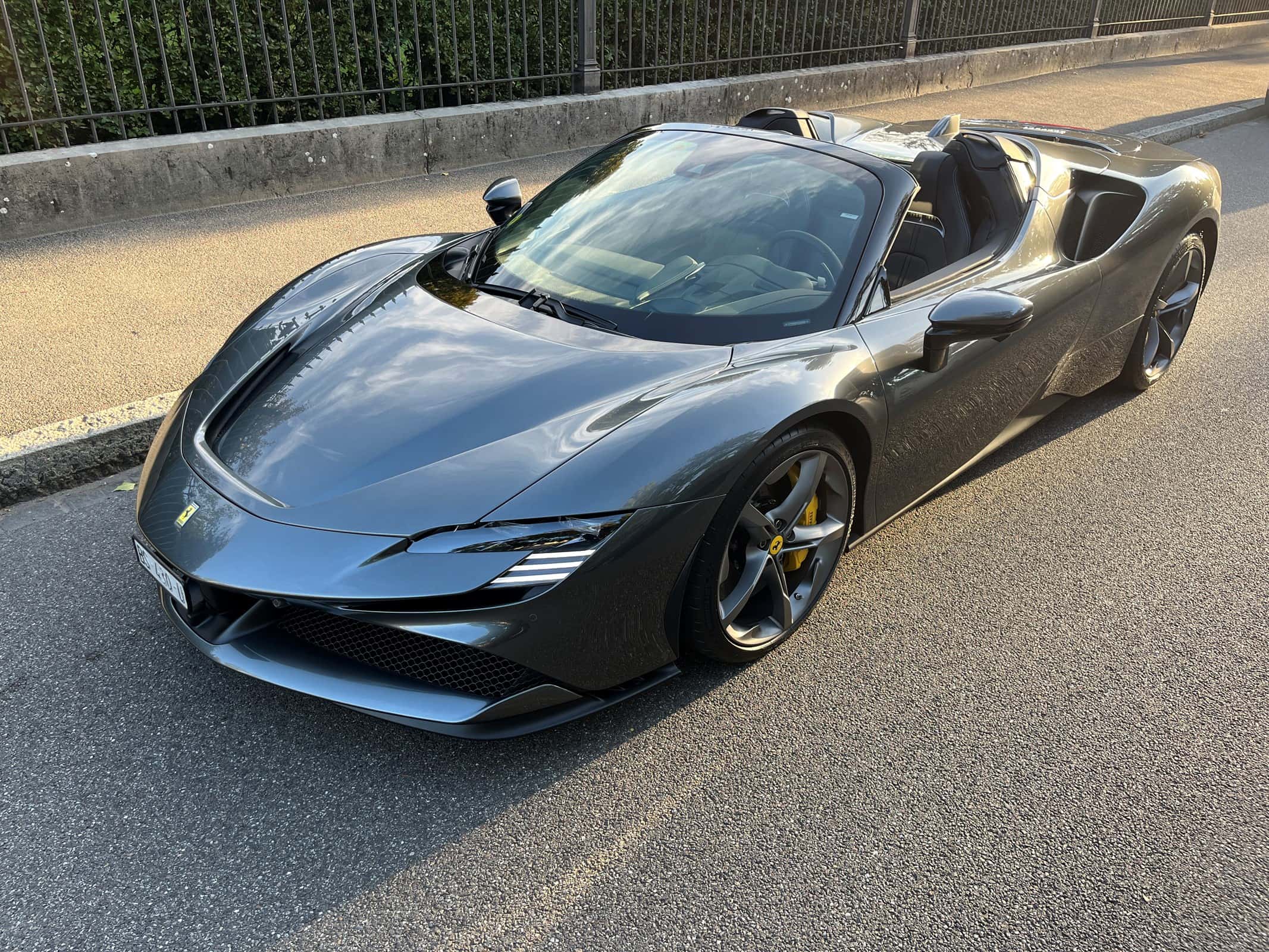 Ferrari SF90