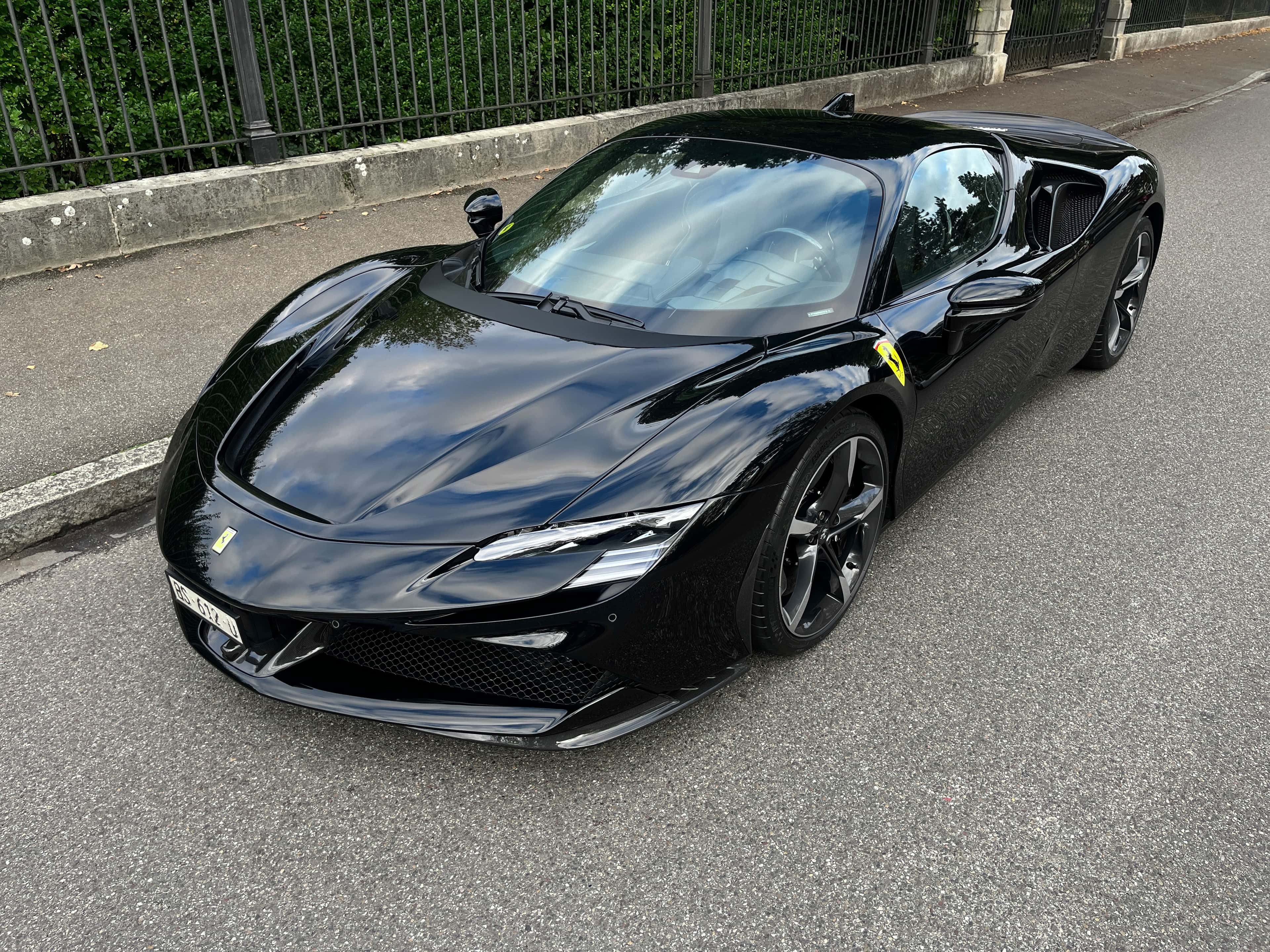 Ferrari SF90
