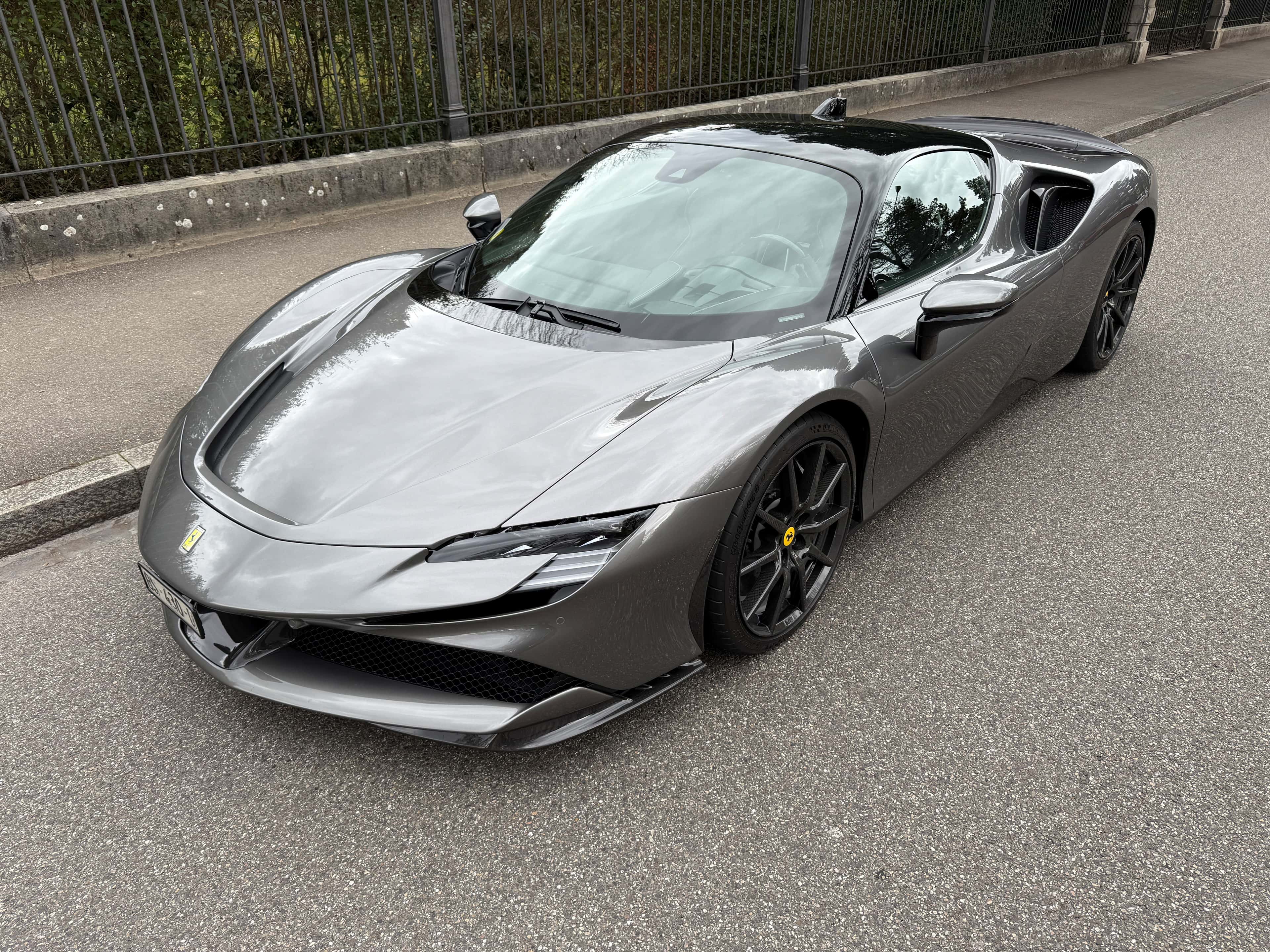 Ferrari SF90