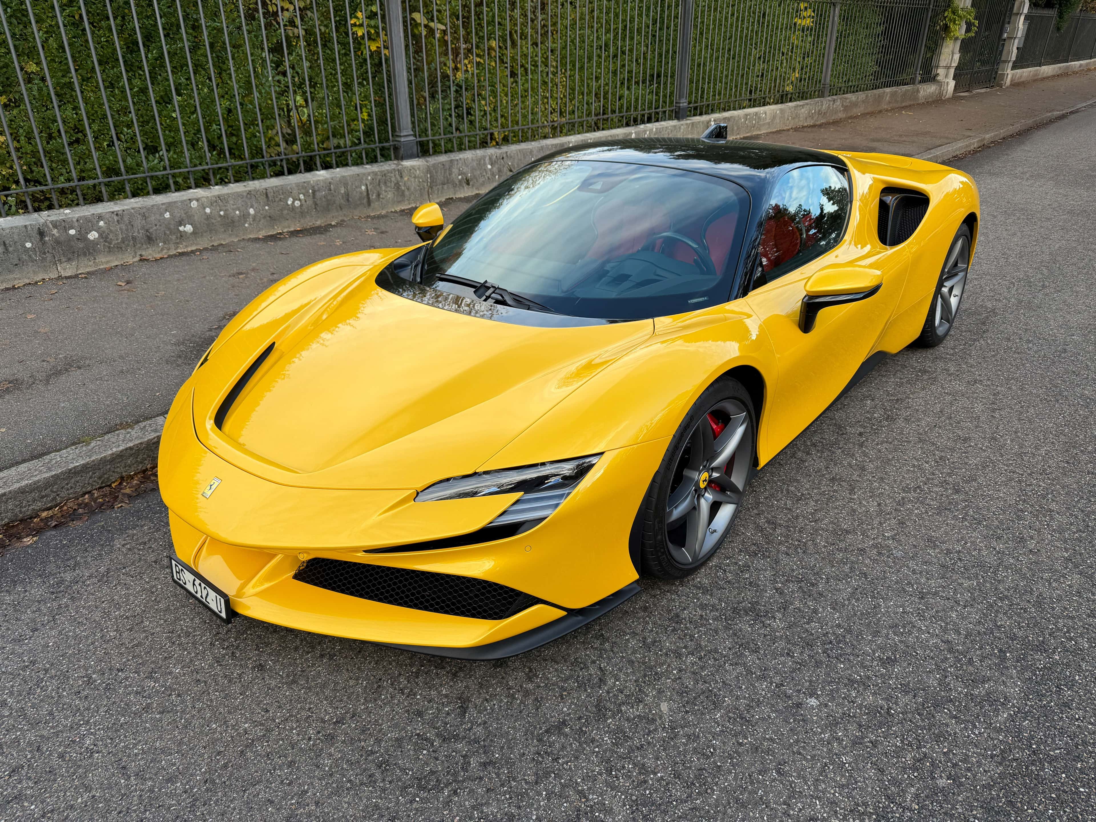 Ferrari SF90
