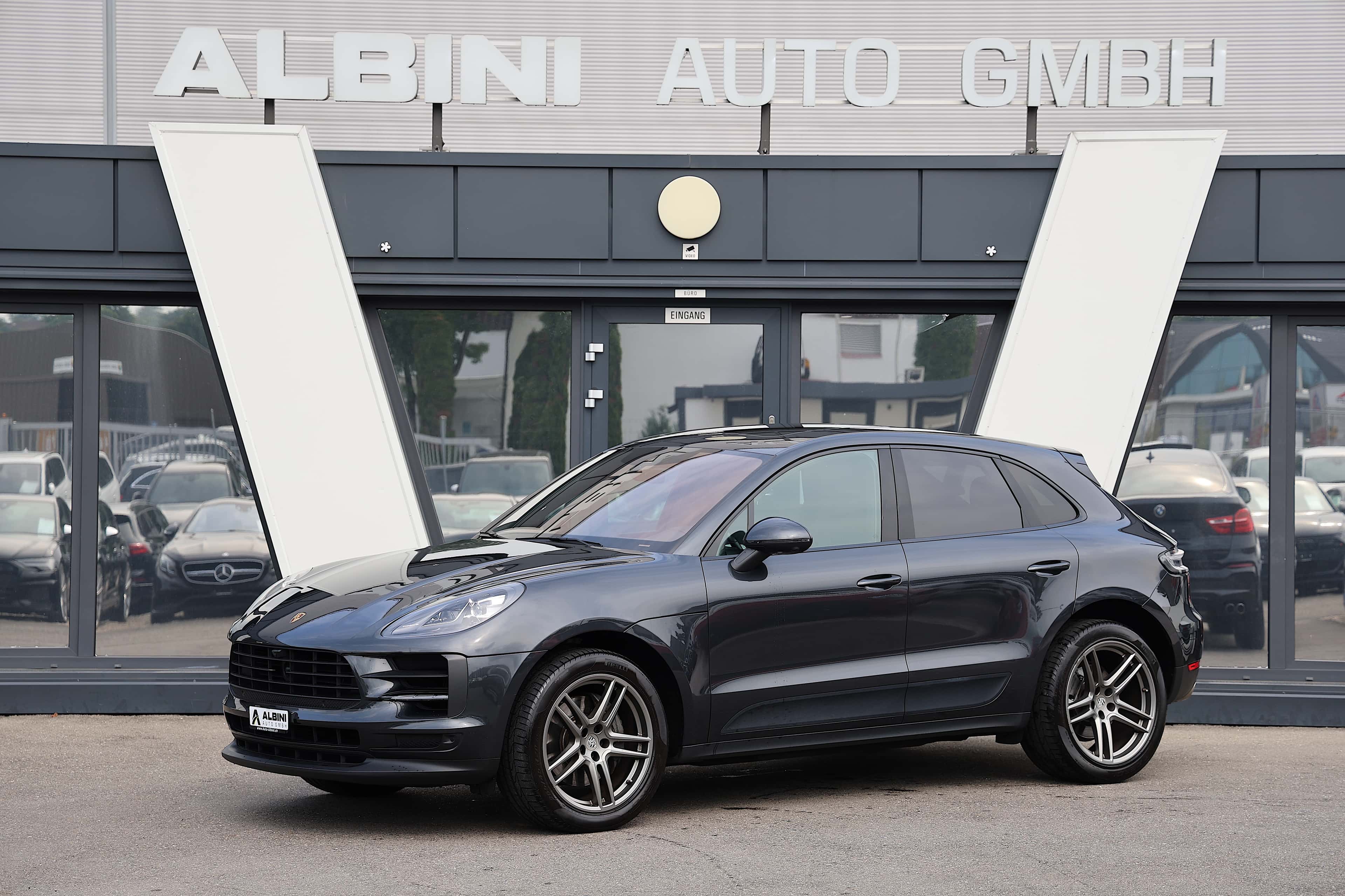 Porsche Macan