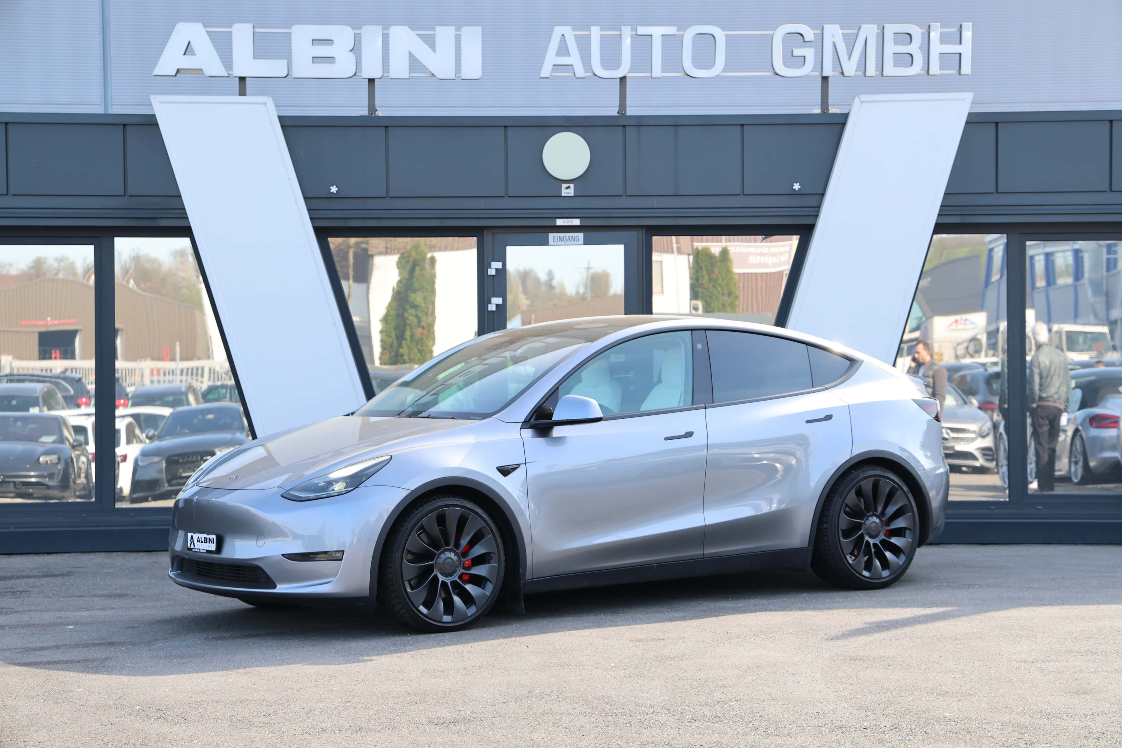 Tesla Model Y