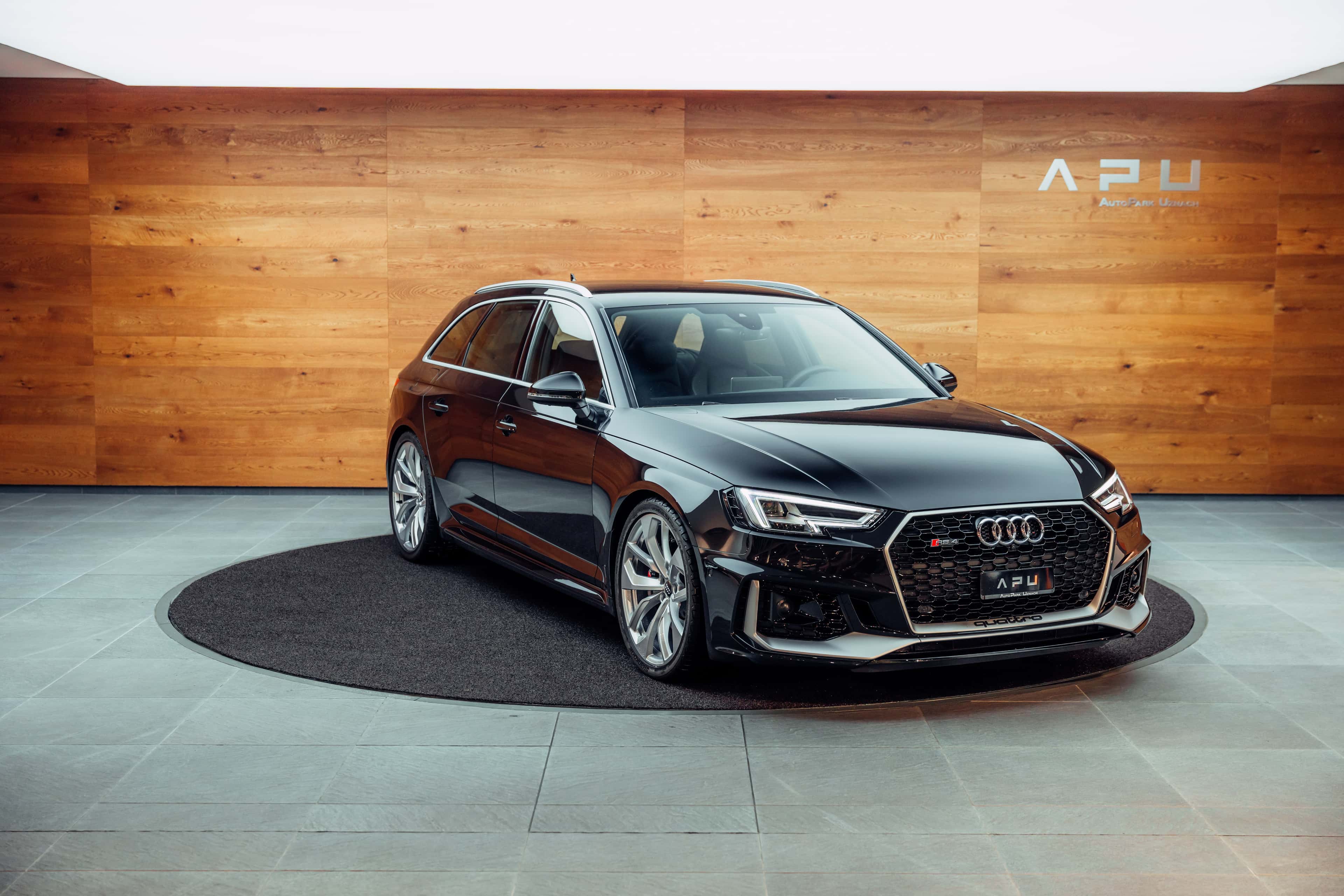 Audi S4 / RS4
