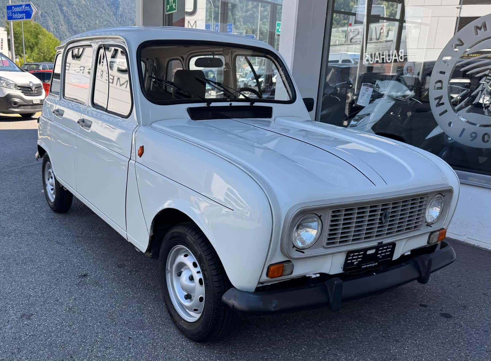 Renault R4