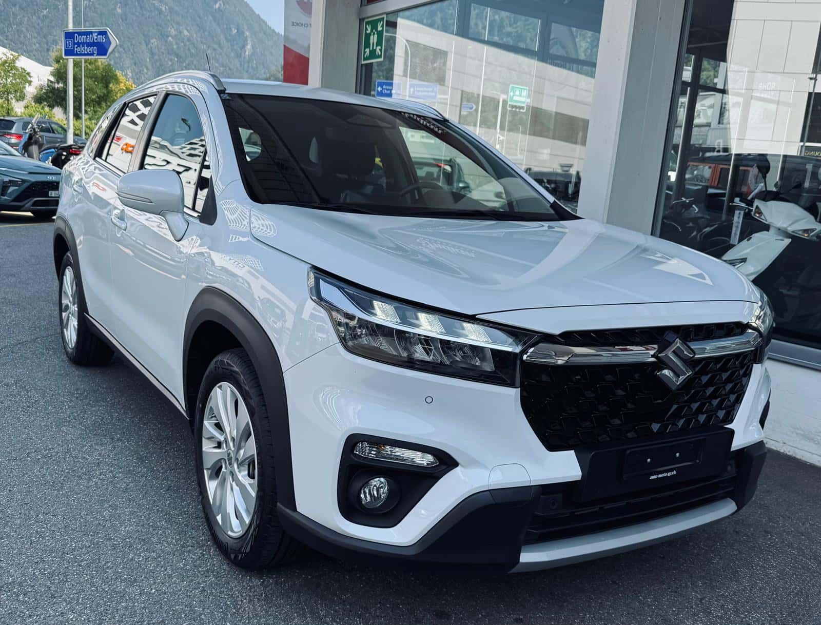 Suzuki S-Cross