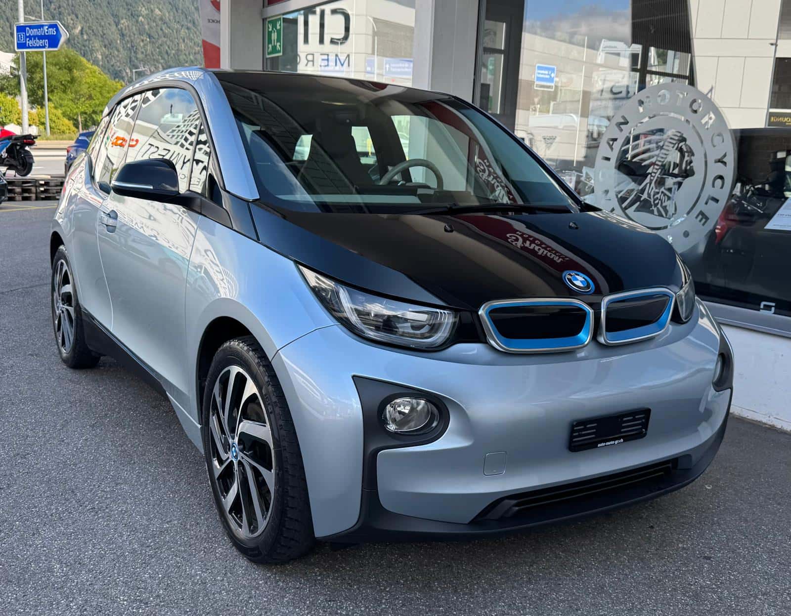BMW i3
