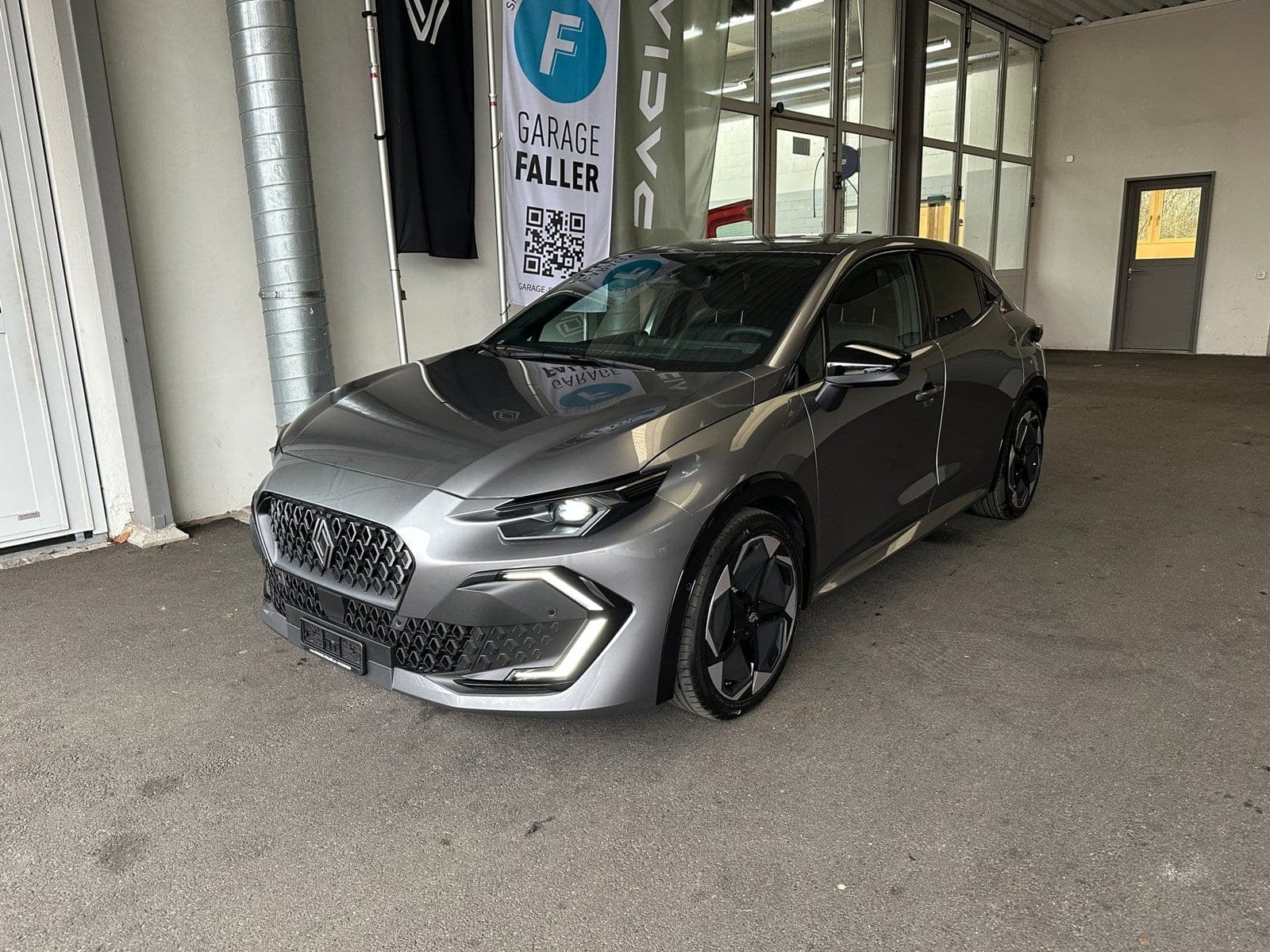 Renault Clio CLIO E-TECH FULL HYBRID techno full hybrid E-Tech 160