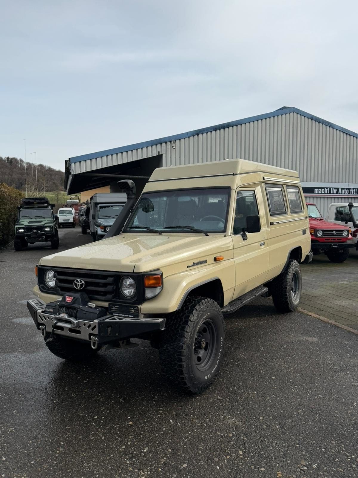 Toyota Land Cruiser 400 Land Cruiser 400 Hdt Long 4.2D
