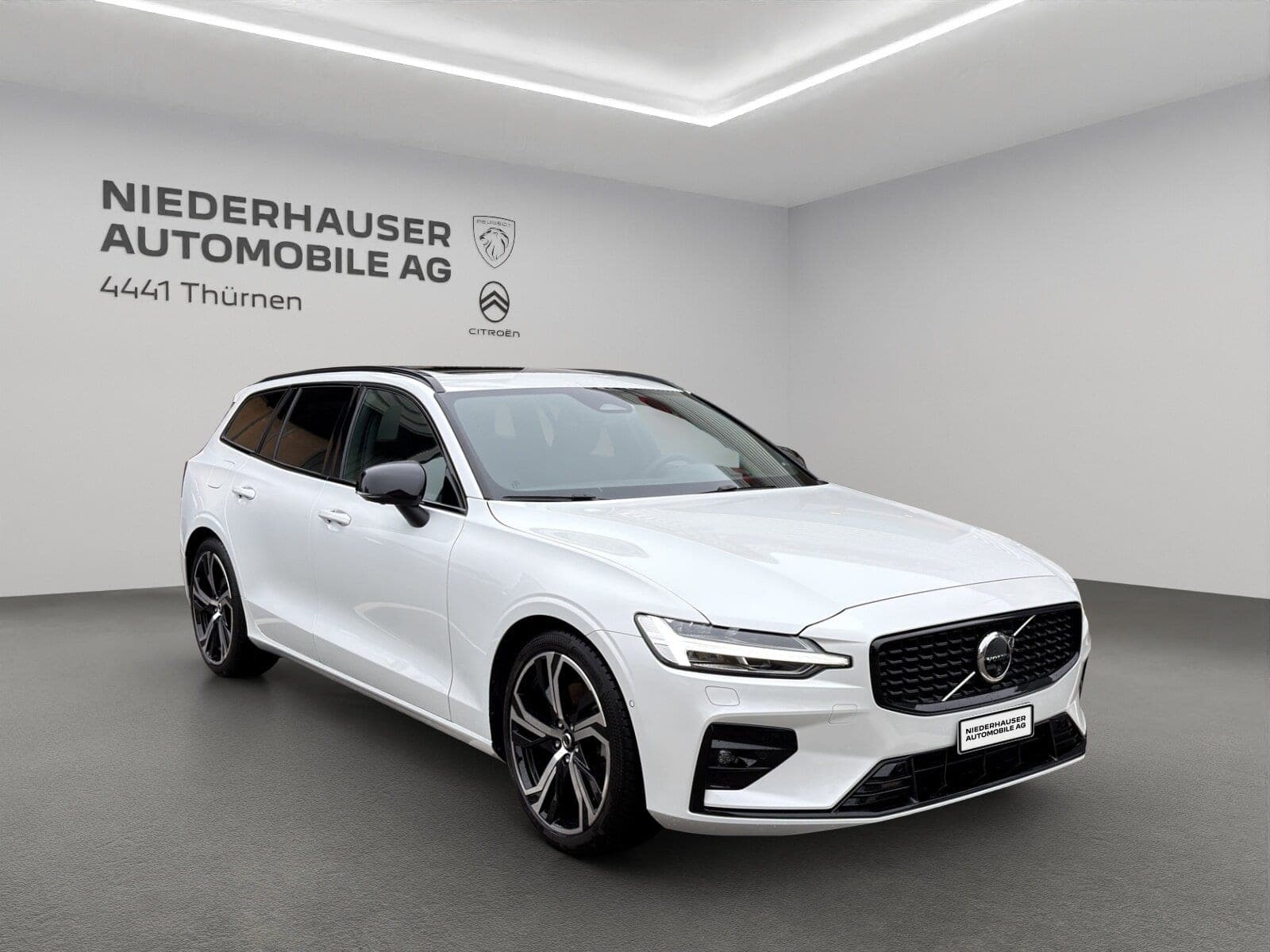 Volvo V60 V60 2.0 B4 Ultimate Dark