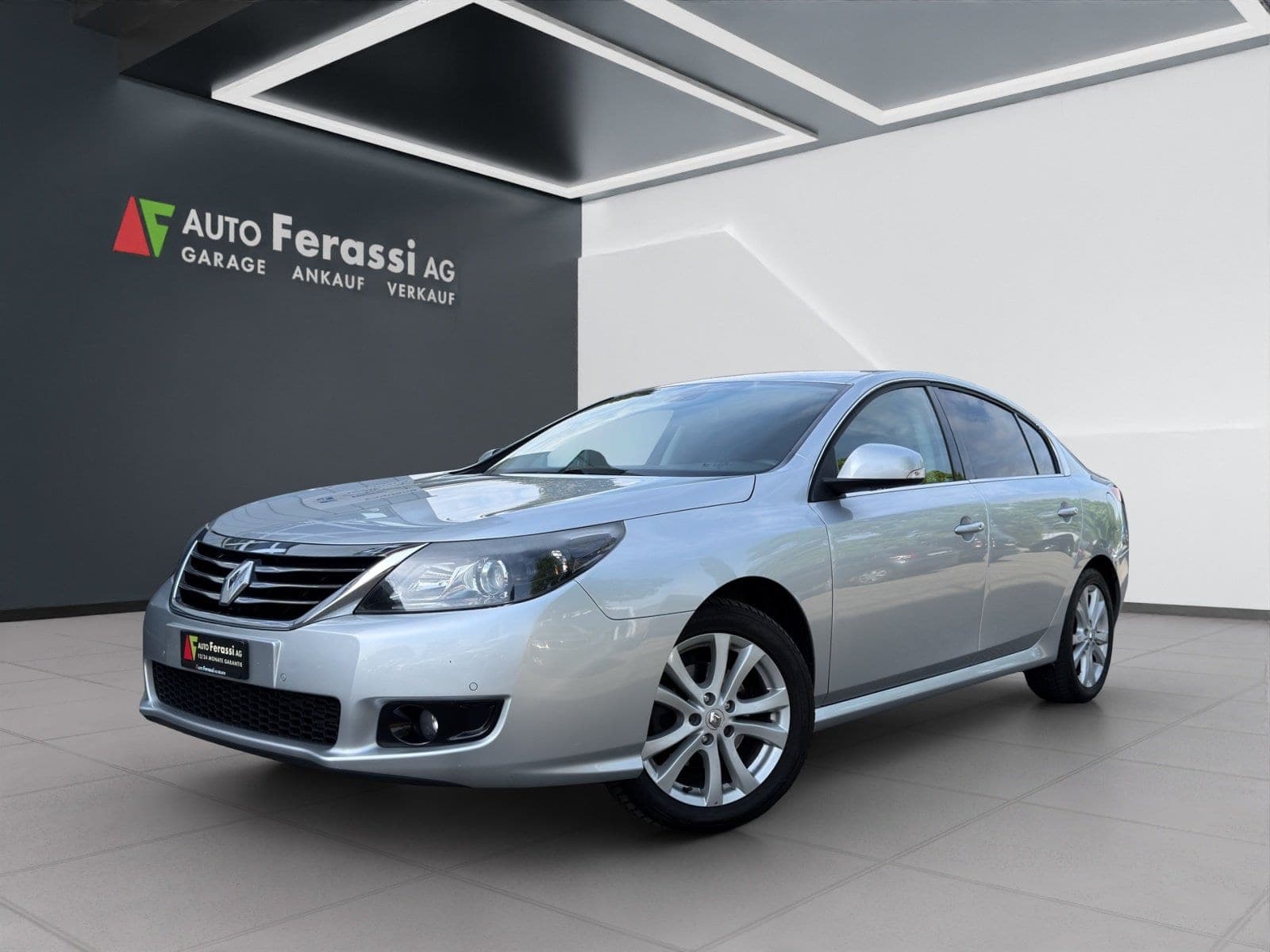 Renault Latitude Latitude 2.0 dCi Dynamique active-shift