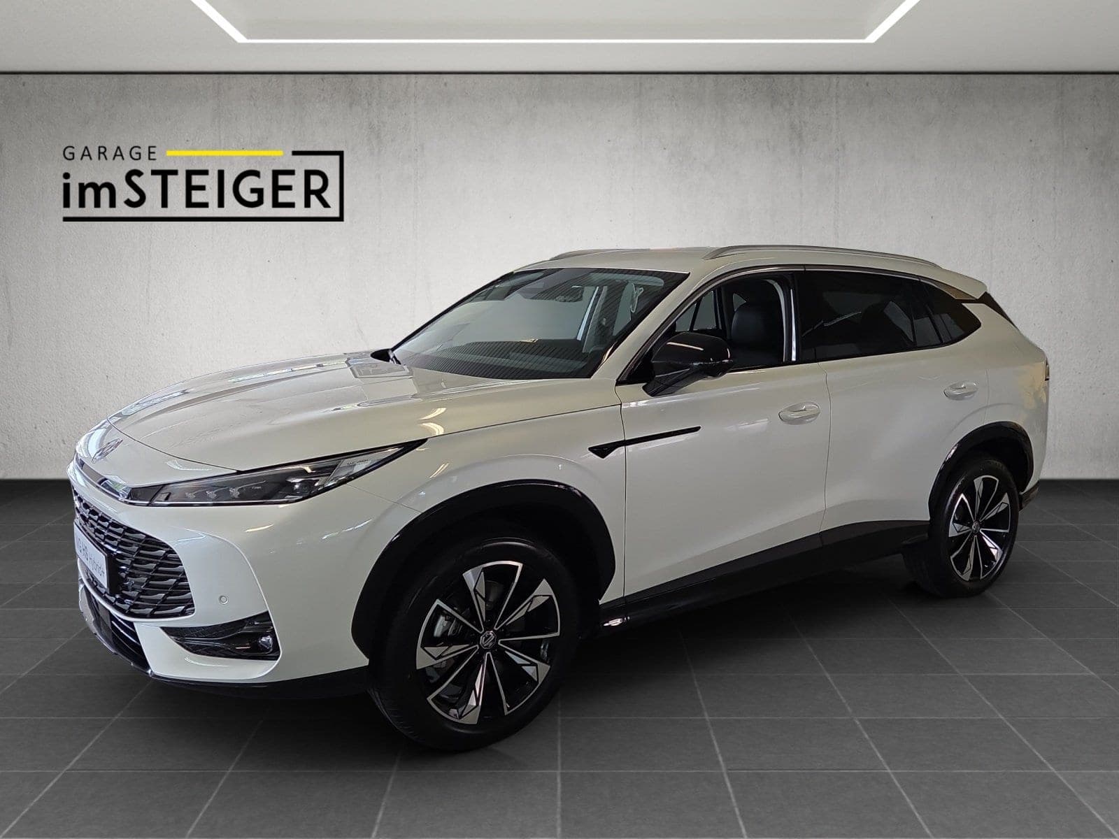 MG MG HS 1.5 PHEV Luxury