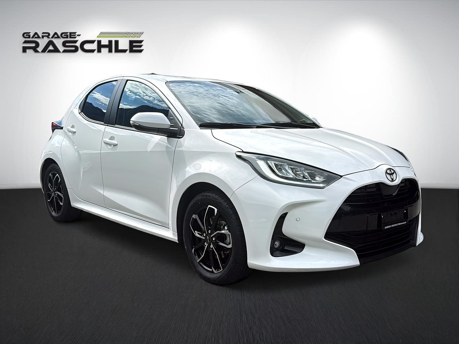 Toyota Yaris Yaris 1.5 VVT-i HSD Trend