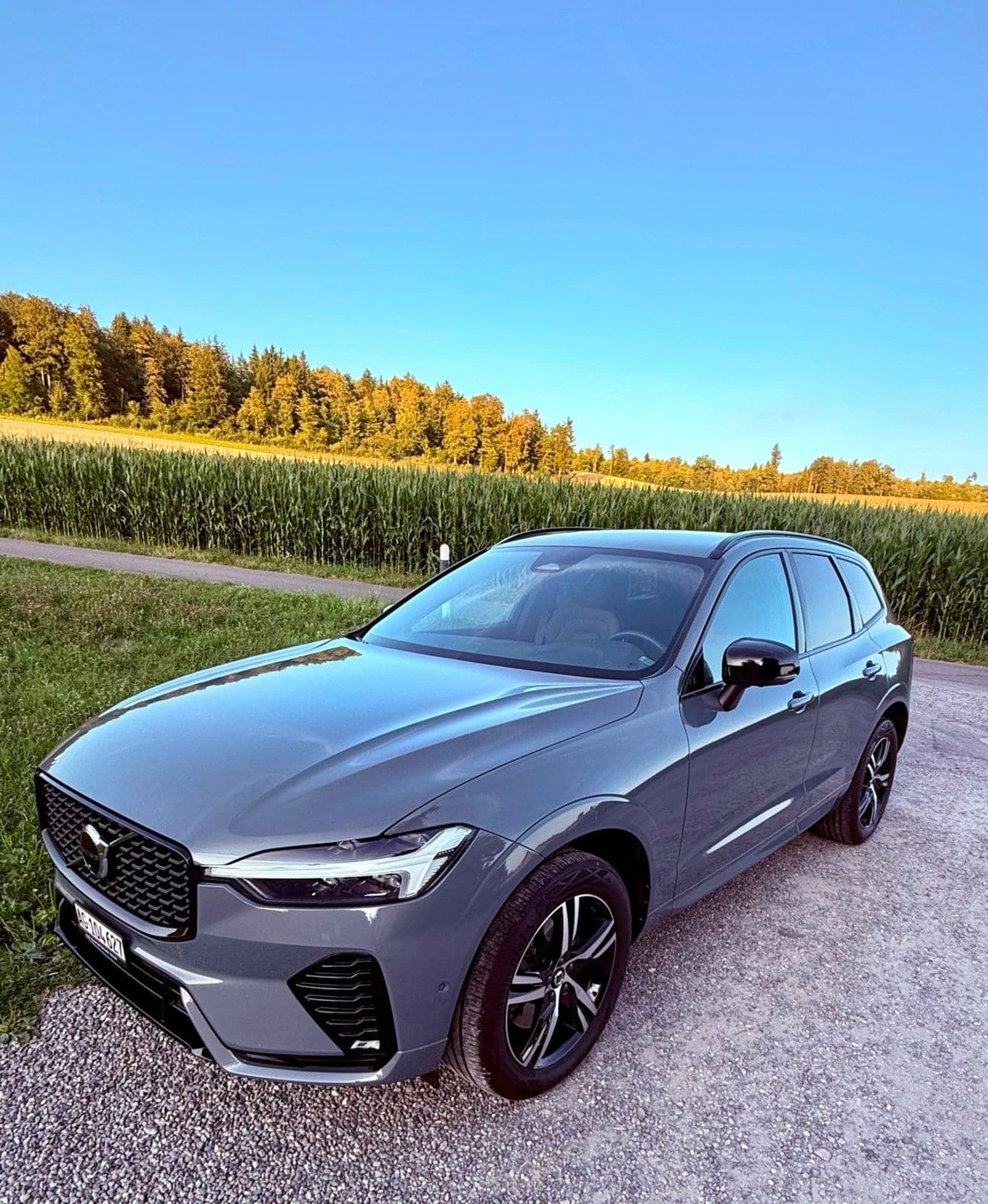 Volvo XC60 XC60 2.0 B4 MH R-Design AWD