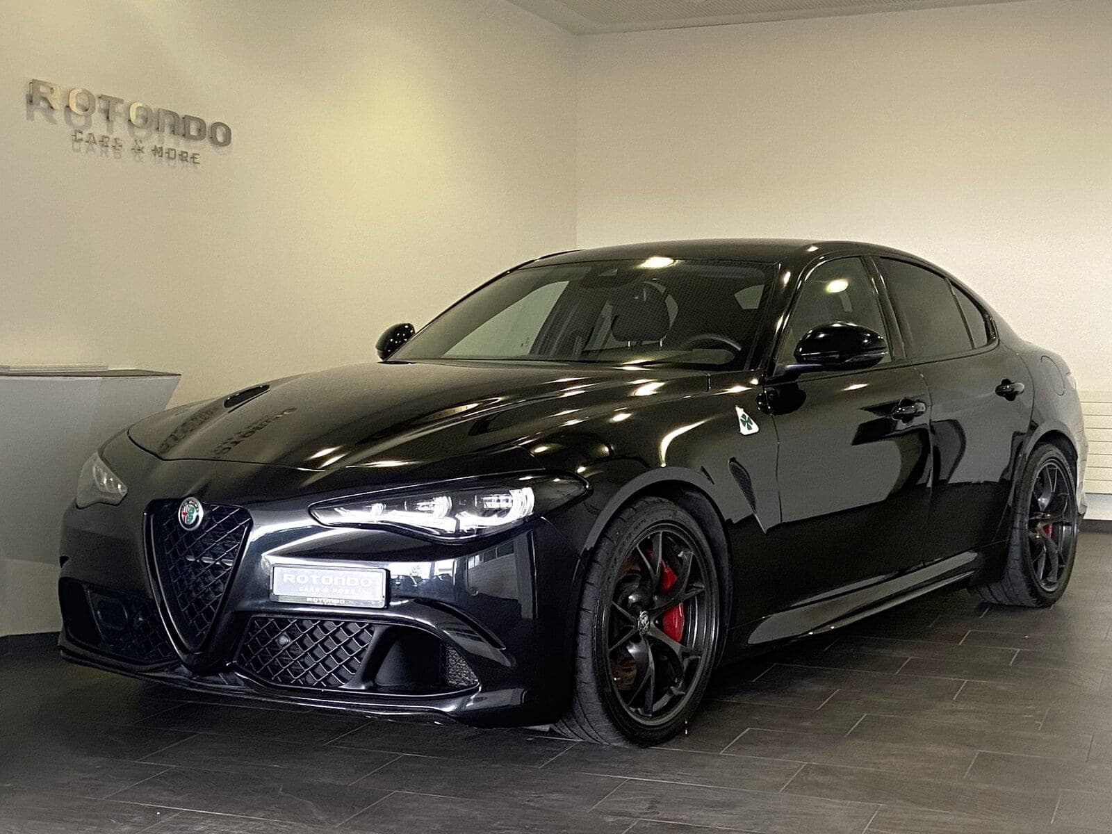 Alfa Romeo Giulia Giulia 2.9 V6 Quadrifoglio Akrapovic