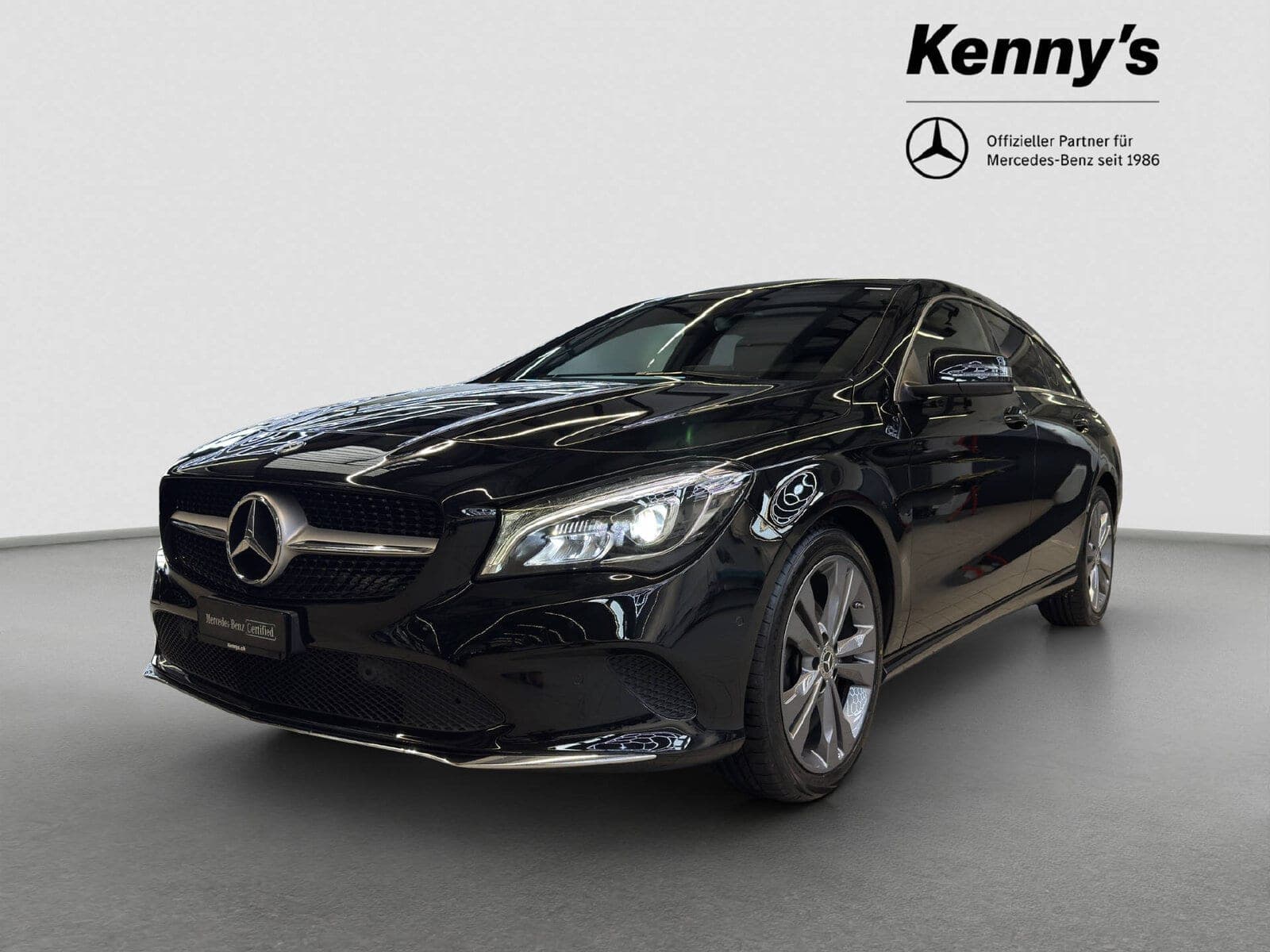 Mercedes-Benz CL CLA 220 Urban 4MATIC Shooting Brake