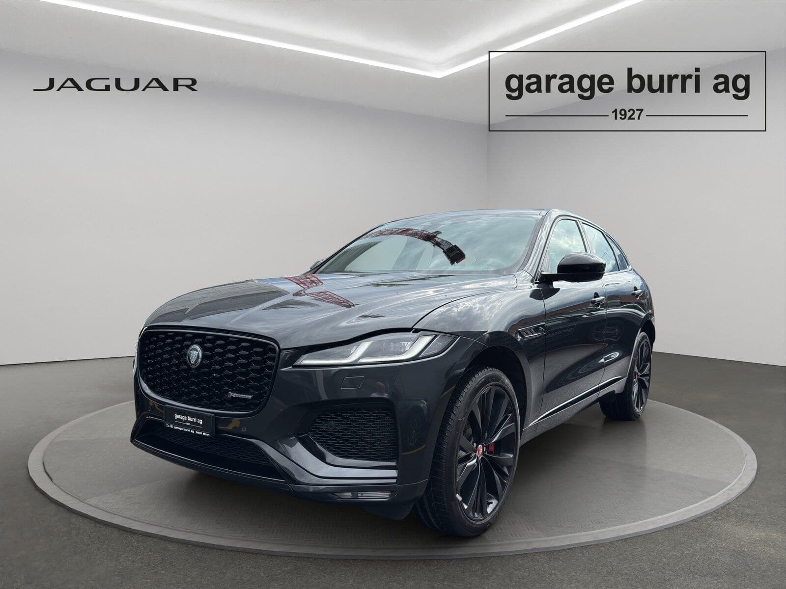 Jaguar F-Pace F-Pace 3.0 D I6 R-Dynamic HSE AWD