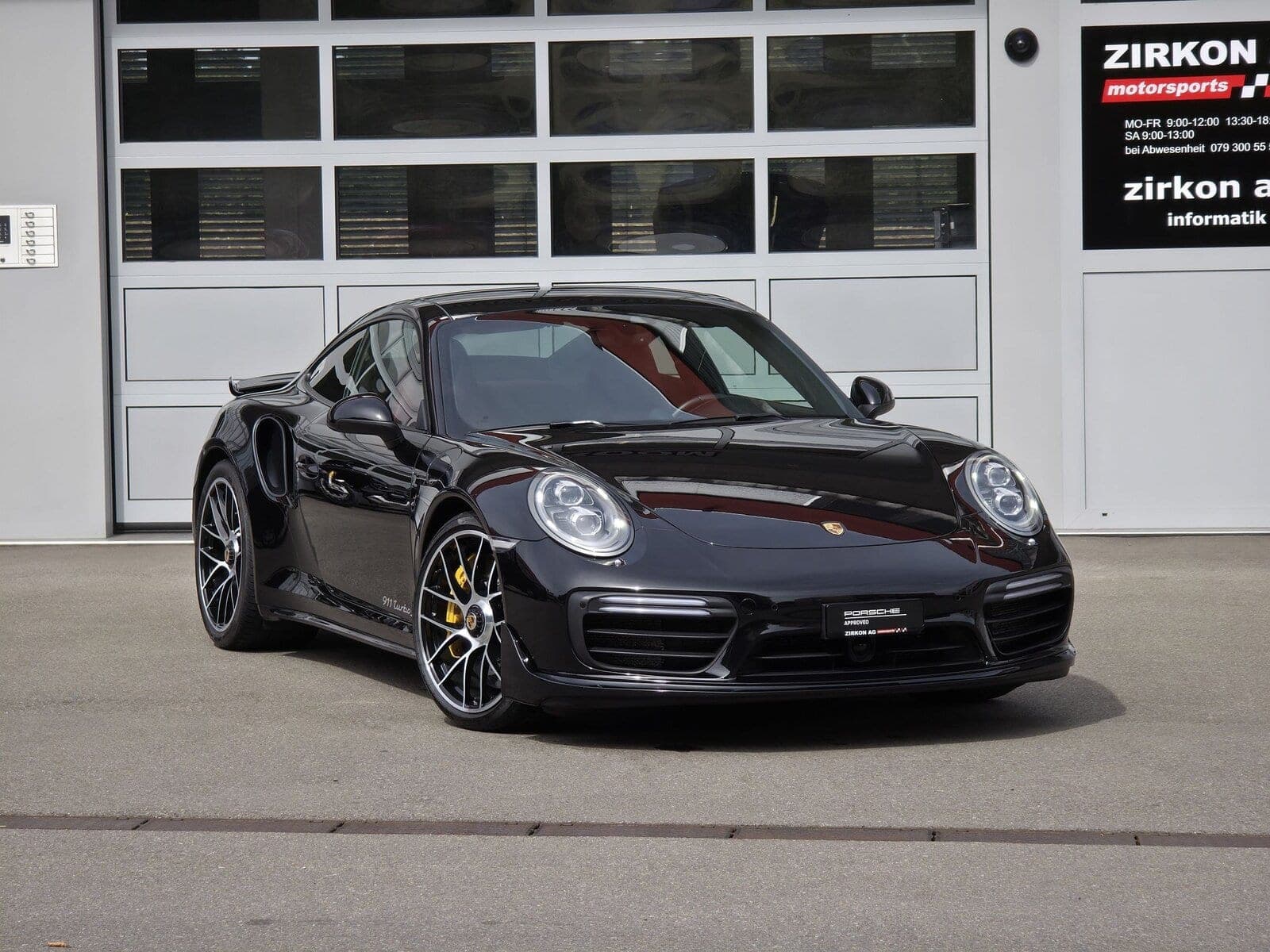 Porsche 911 911 Turbo S PDK CH Aerokit