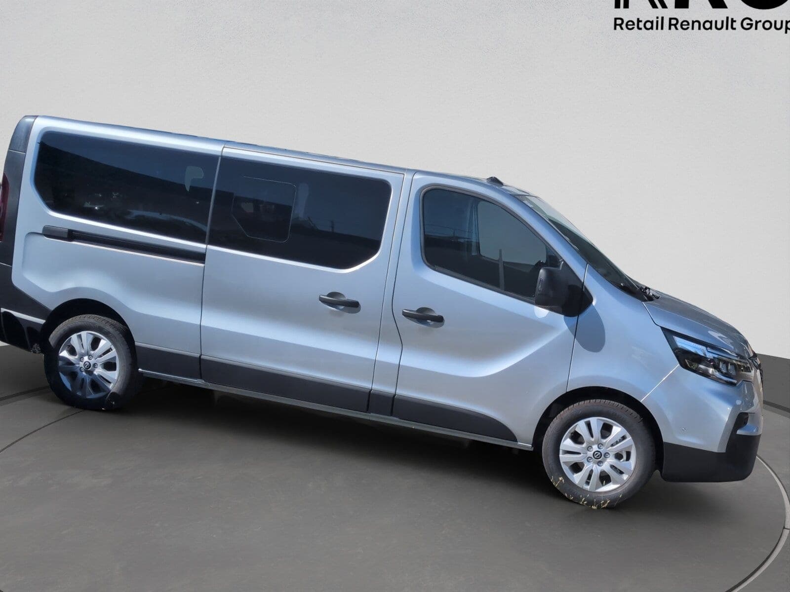 Nissan Primastar Primastar dCi 170 3.0 L2H1 9 Pl. Tekna DCT leasing