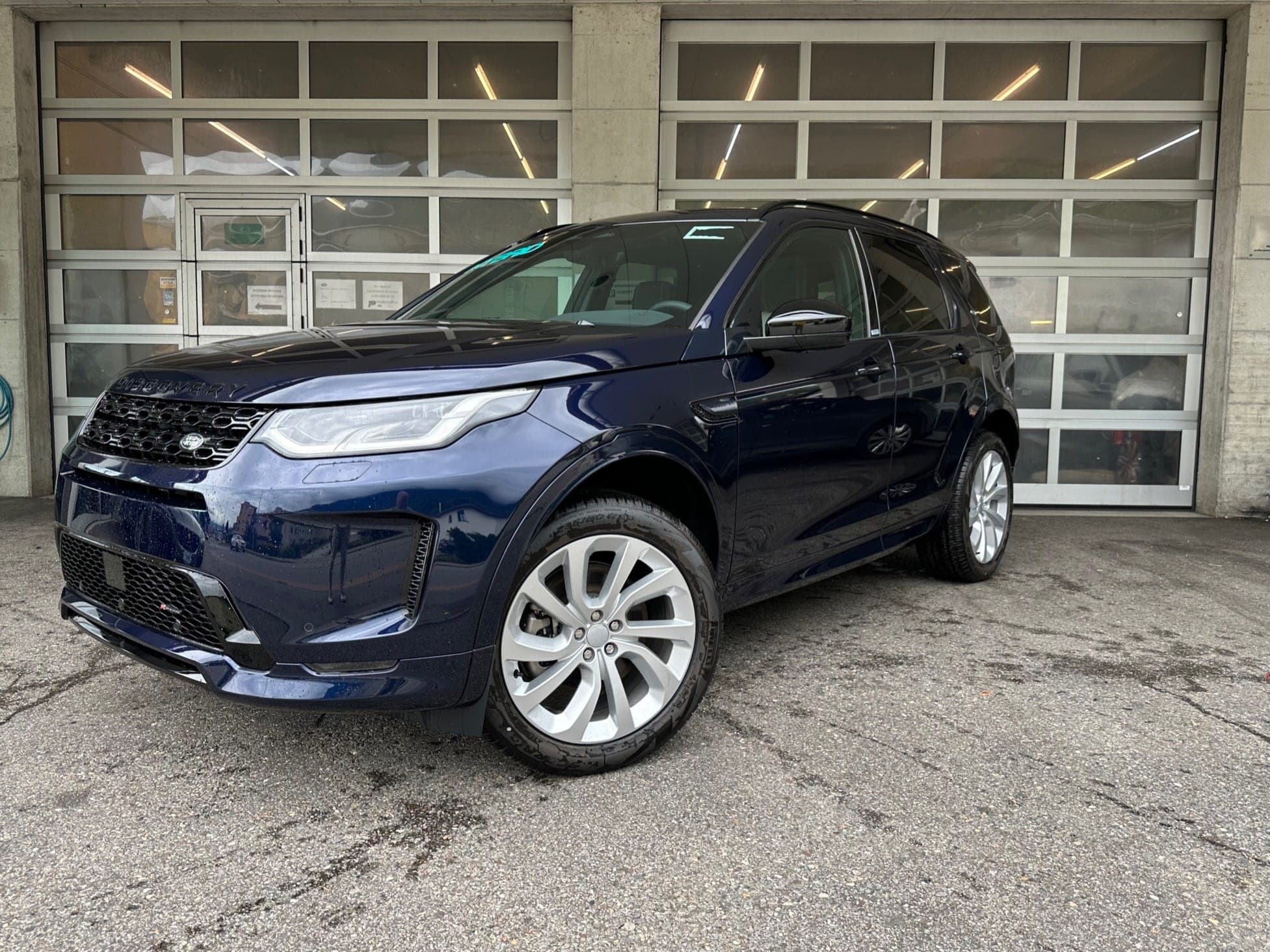 Land Rover Discovery Sport LAND ROVER Discovery Sport R Dyn P300e 1.5 PHEV S AT8