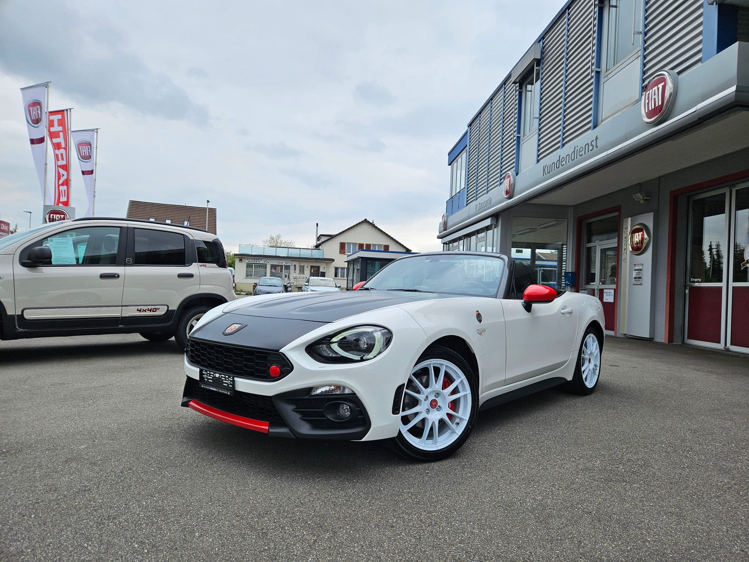 Fiat 124 Spider FIAT 124 Spider 1.4 TB Abarth Rally
