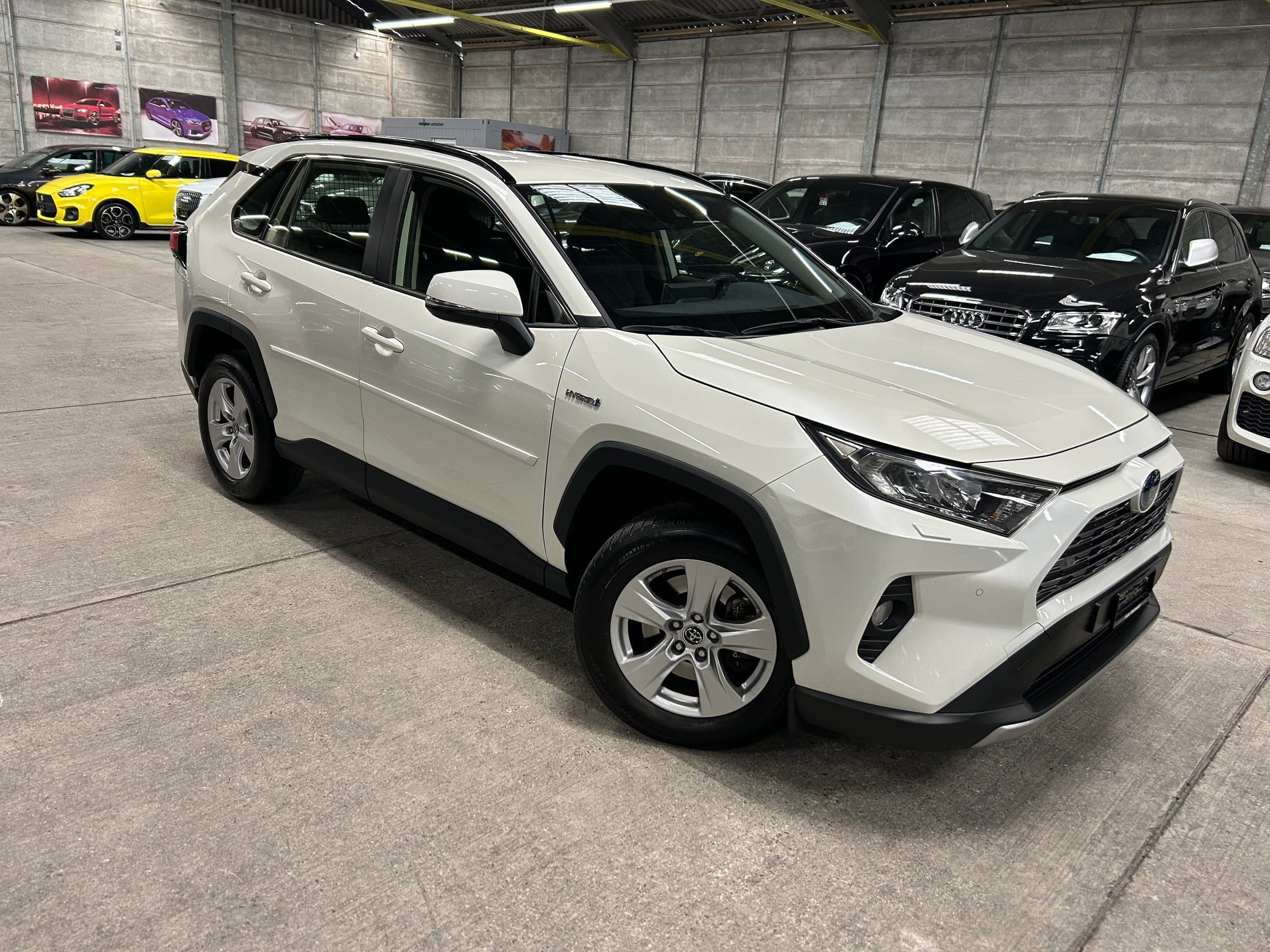Toyota RAV4 TOYOTA RAV-4 2.5 HSD Trend e-CVT 4WD