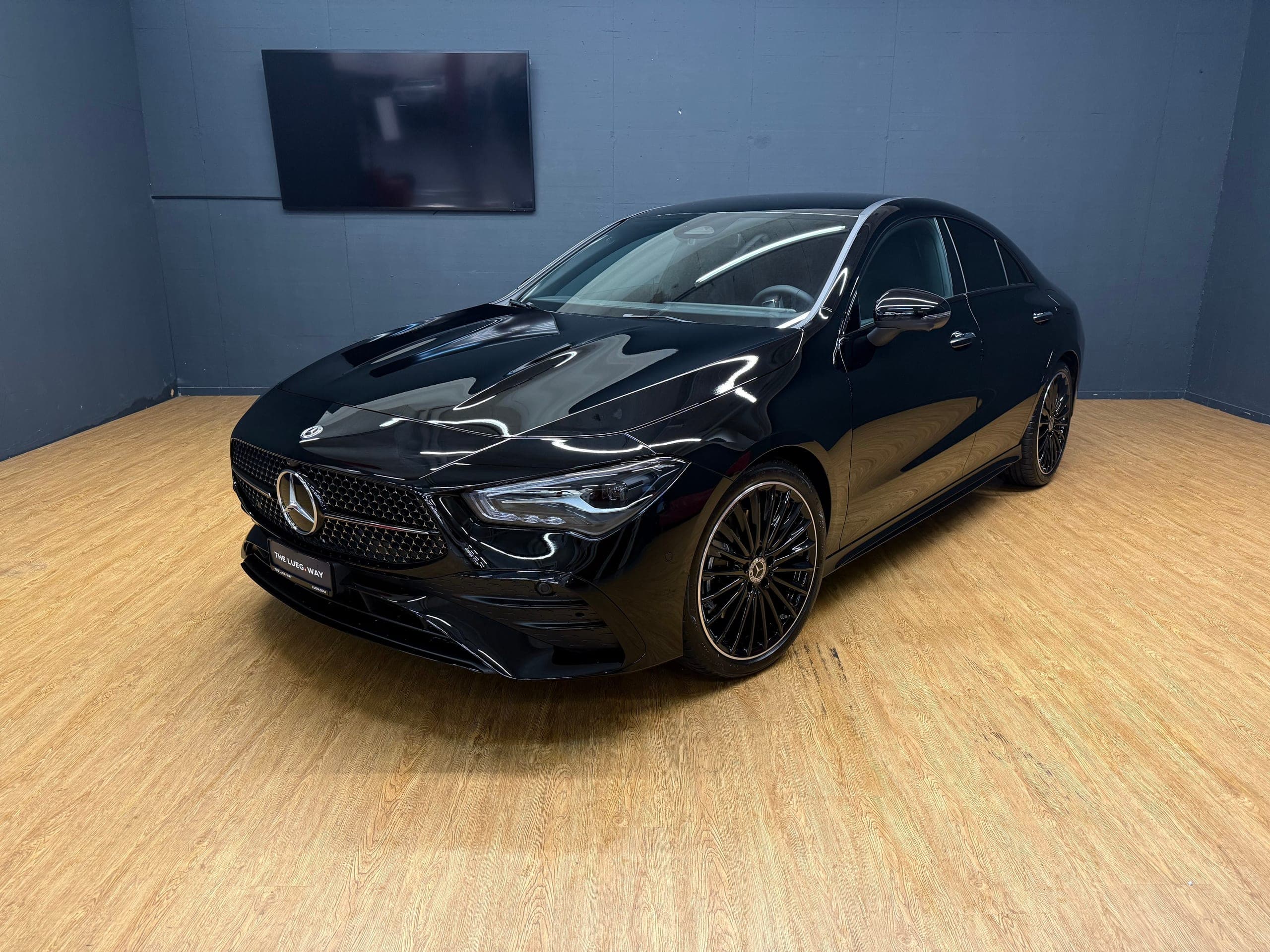 Mercedes-Benz CL MERCEDES-BENZ CLA 200 - AMG / DISTRONIC / 360 Grad Kamera / AHK / Spiegel-Paket