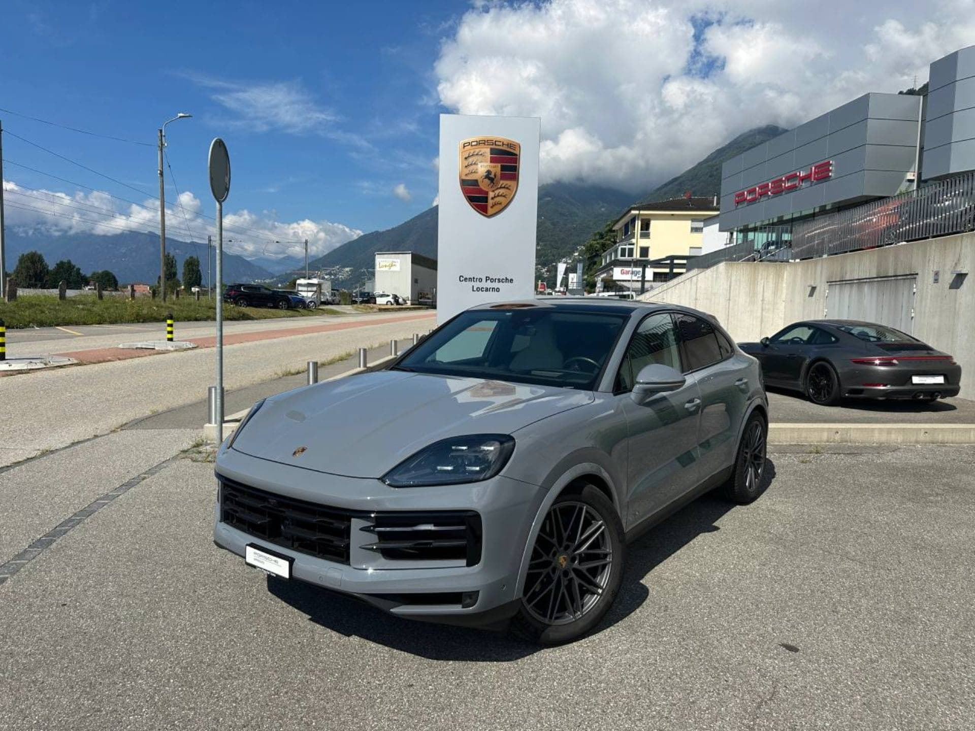 Porsche Cayenne PORSCHE Cayenne Coupe