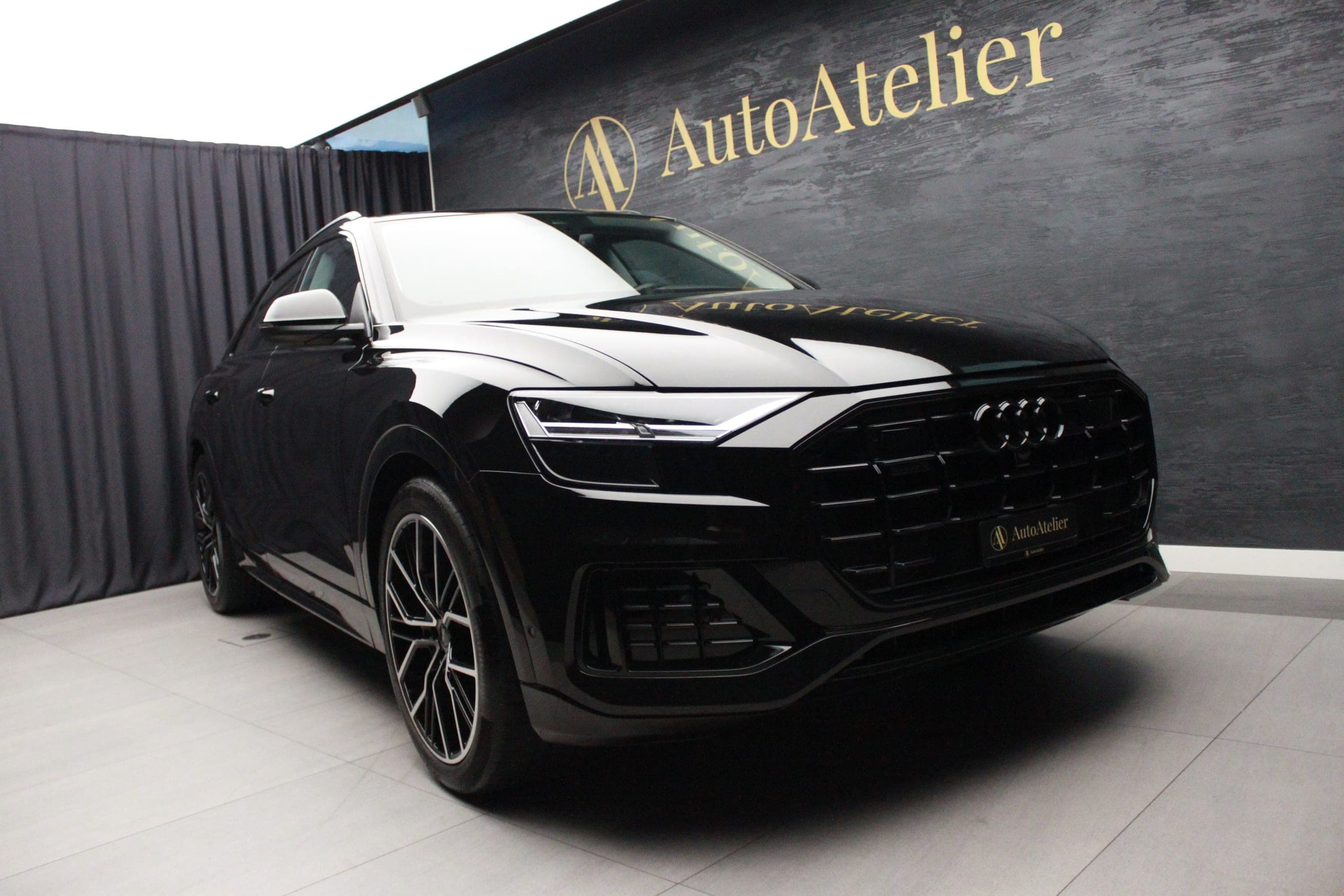 Audi Q8 AUDI Q8 50 TDI quattro tiptronic