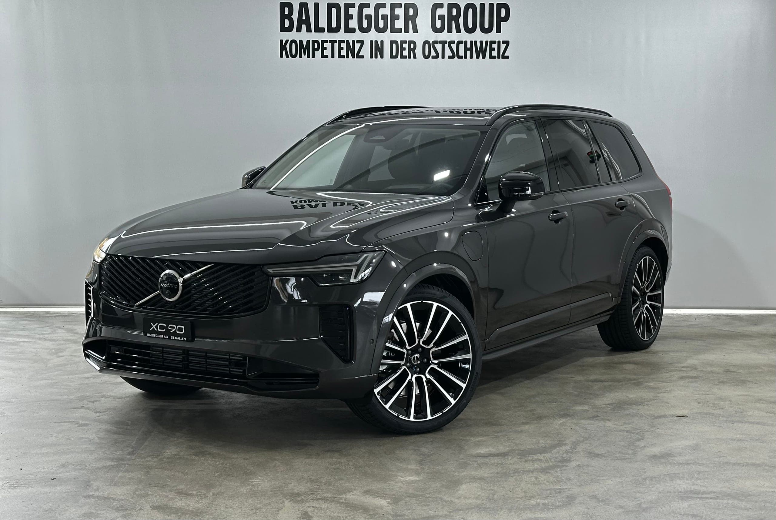 Volvo XC90 VOLVO XC90 2.0 T8 TE Ultra Dark eAWD
