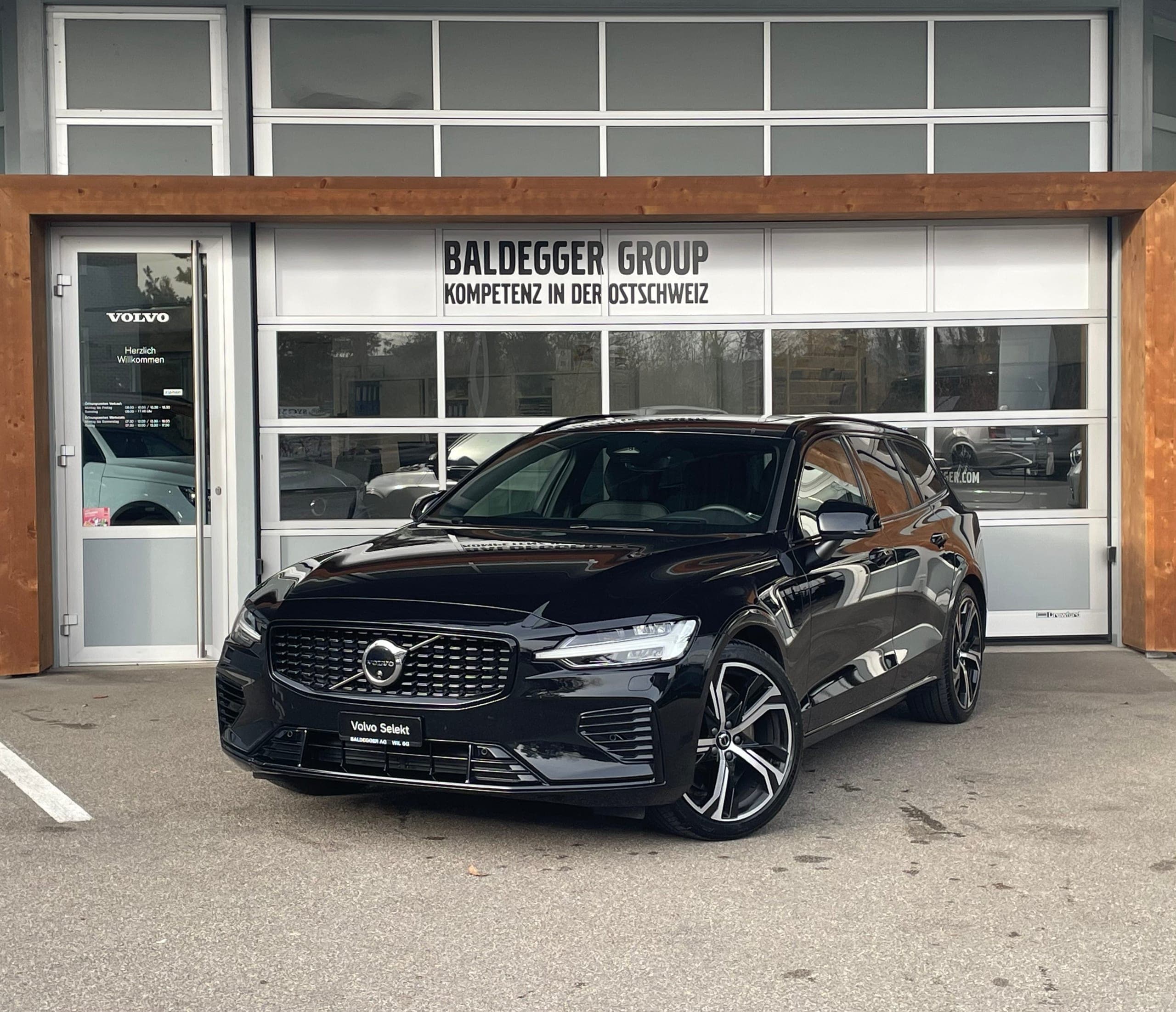 Volvo V60 VOLVO V60 T6e AWD Ultim Dark