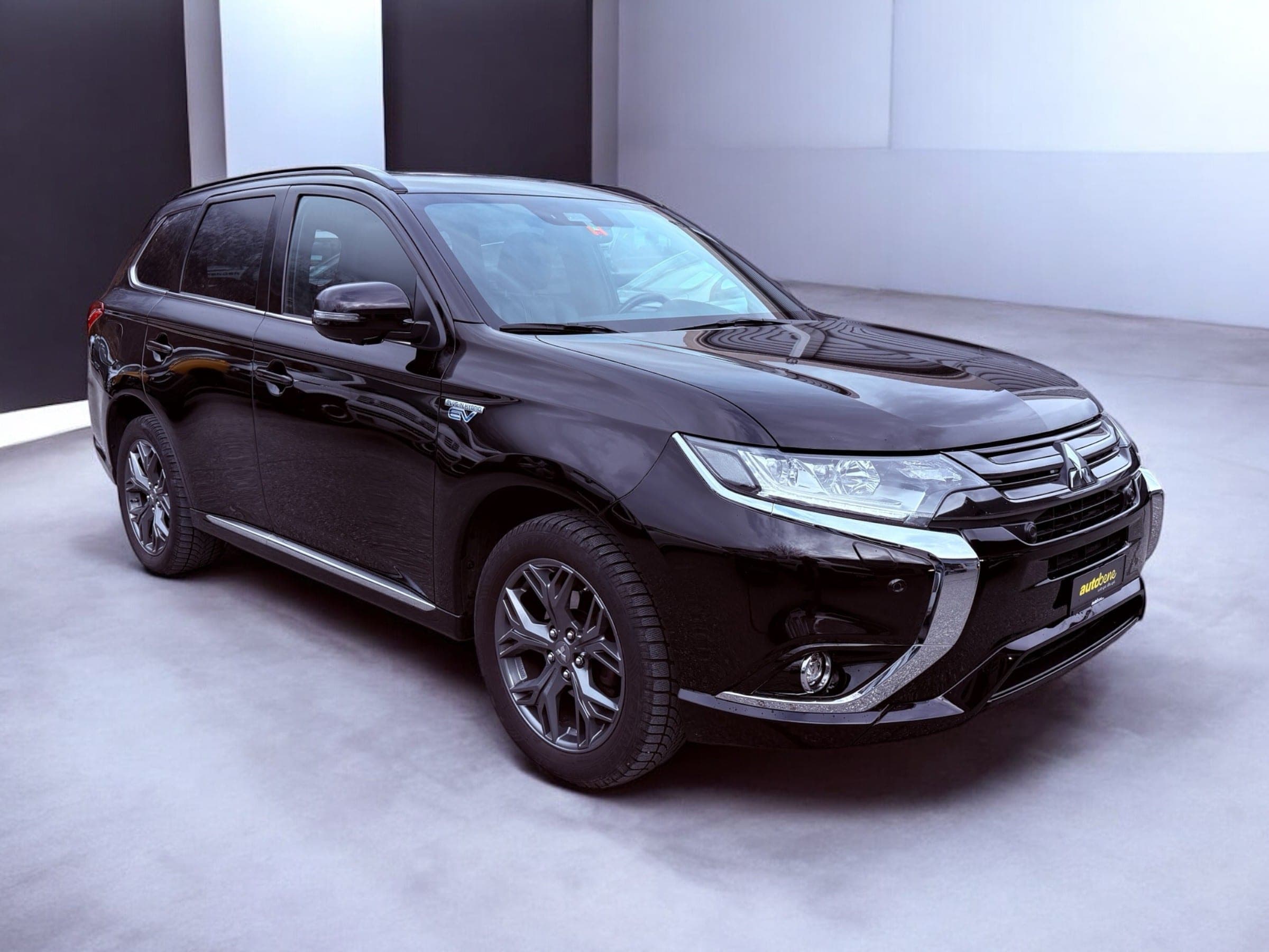Mitsubishi Outlander MITSUBISHI Outlander 2.0 PHEV Diamond 4WD Automatic