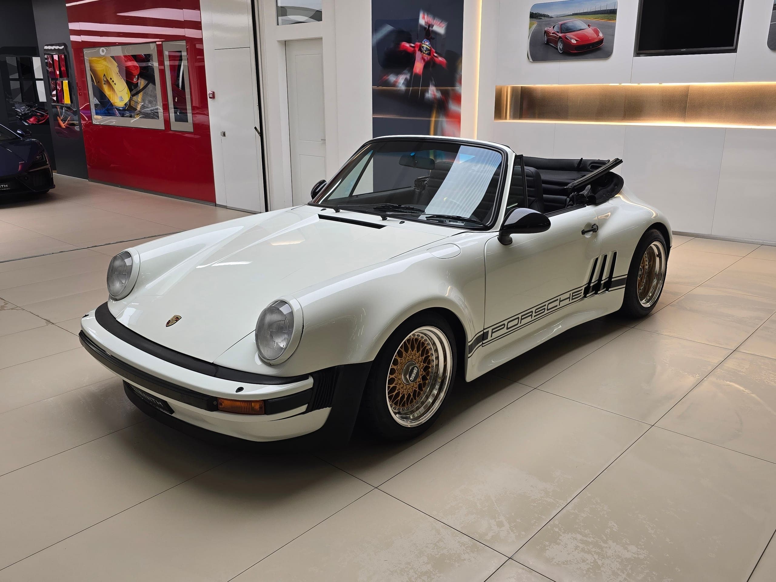 Porsche 911 PORSCHE 911 Carrera Cabrio