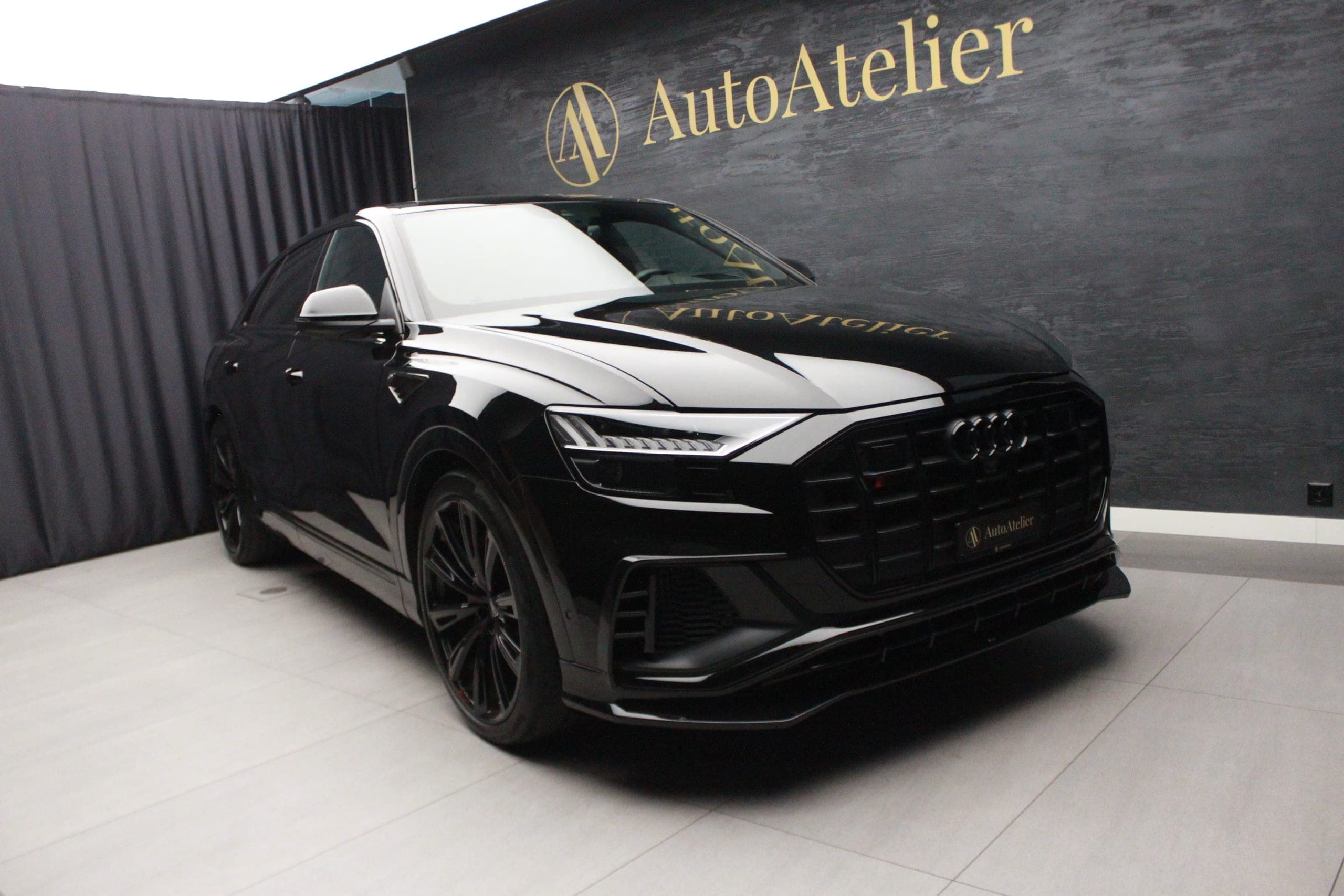 Audi SQ8 / RS Q8 AUDI SQ8 TFSI quattro tiptronic