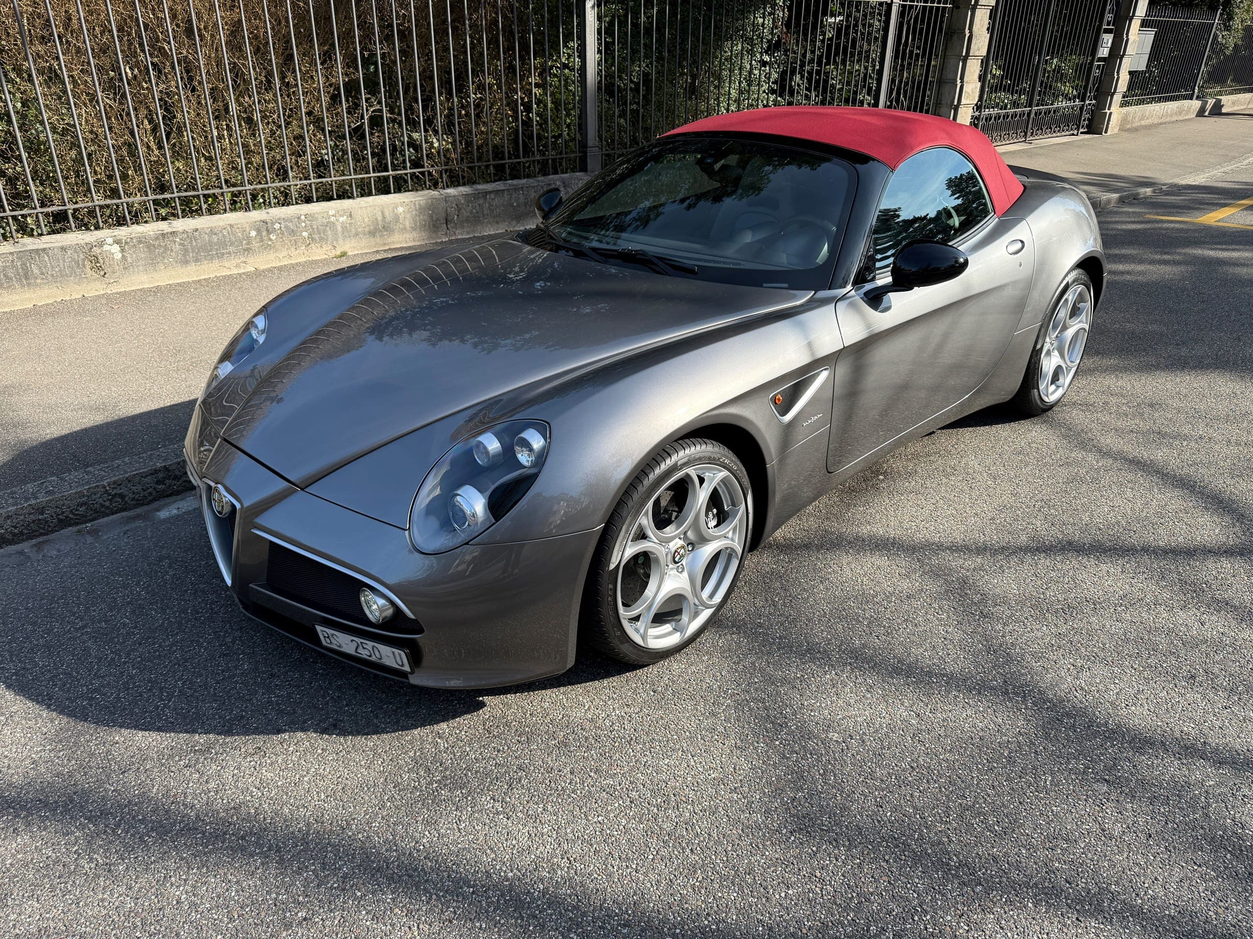 Alfa Romeo 8C ALFA ROMEO 8C