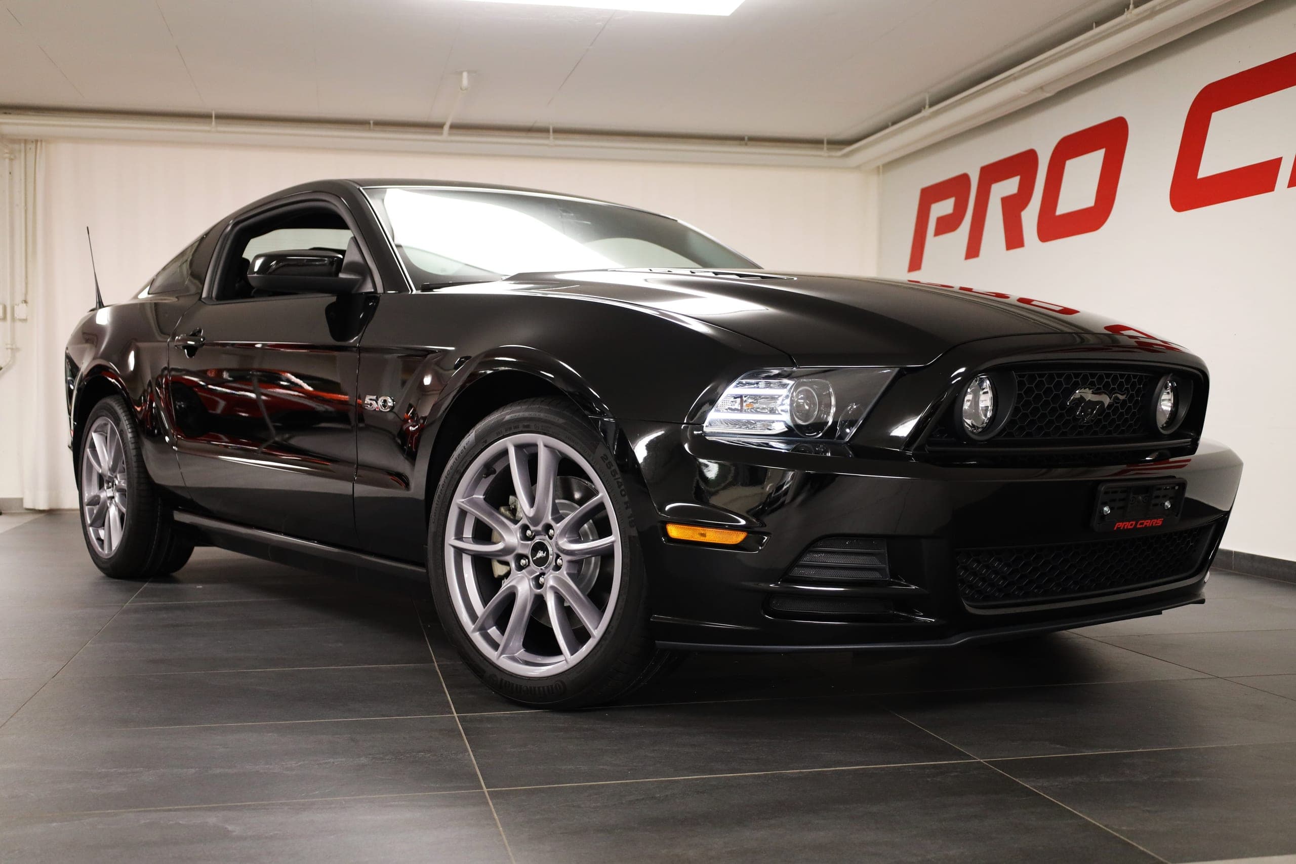 Ford Mustang FORD Mustang 5.0 V8 GT 2013-Modell