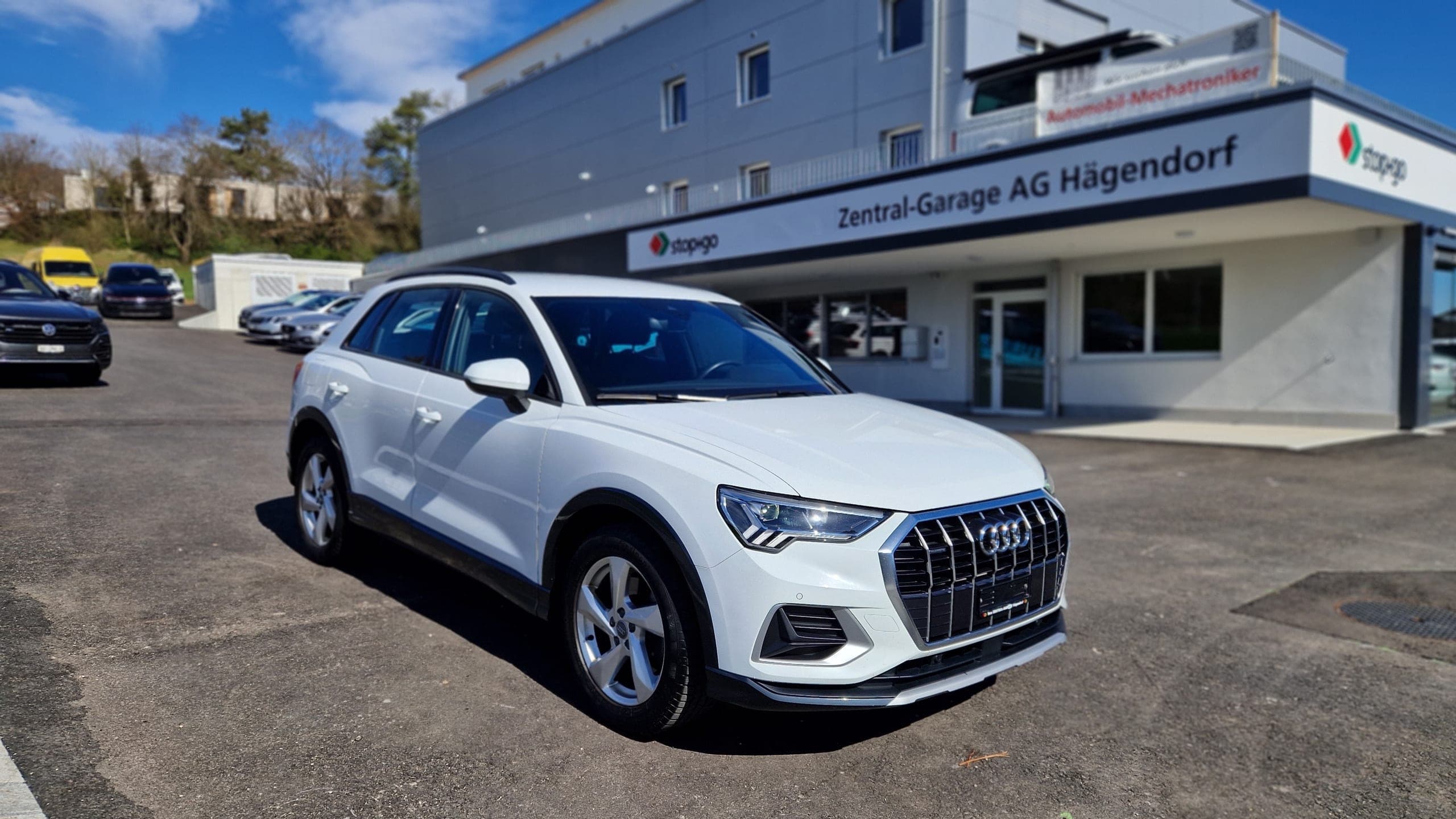 Audi Q3 AUDI Q3 40 TFSI advanced quattro S-tronic