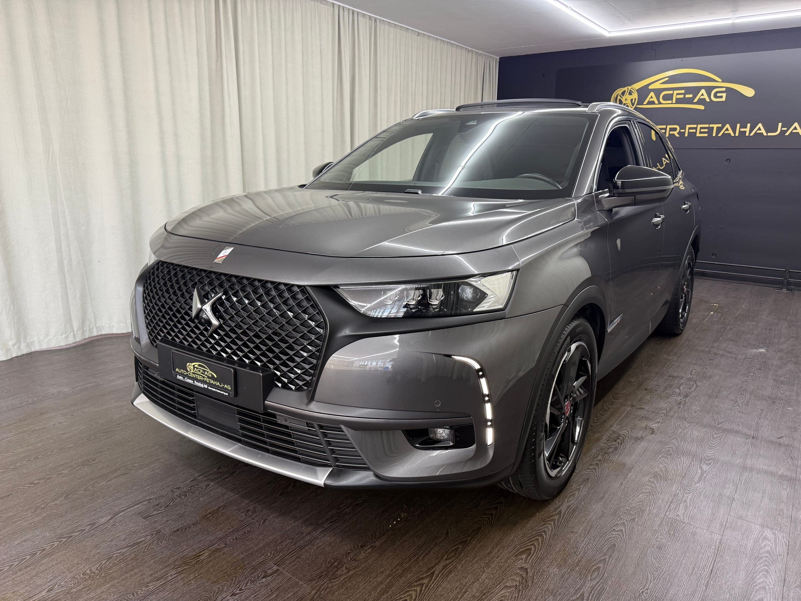 DS Automobiles DS7 DS AUTOMOBILES DS 7 Crossback E-Tense 300 Performance Line