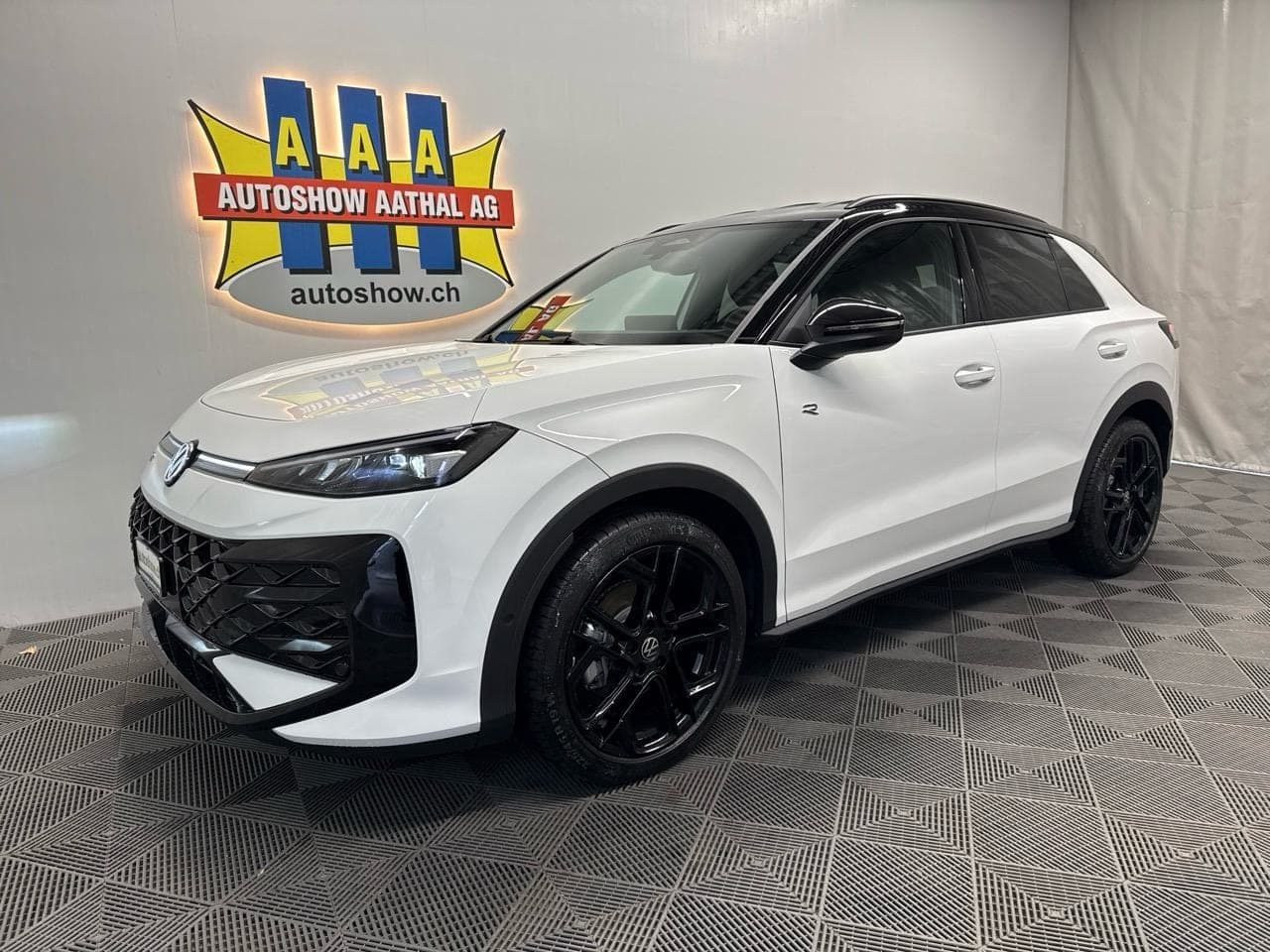 VW T-Roc VW T-Roc 1.5 eTSI mHEV R-Line DSG