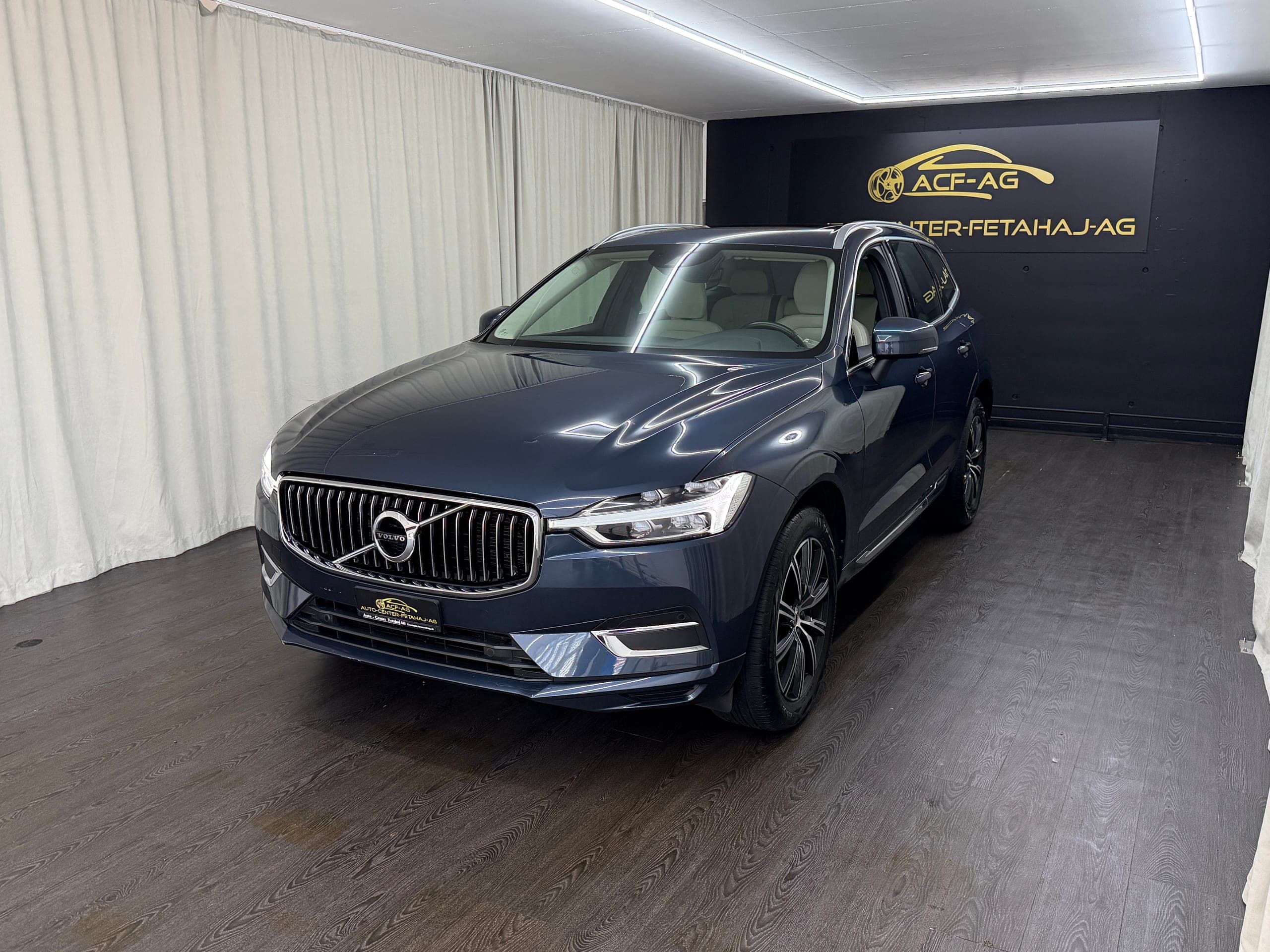 Volvo XC60 VOLVO XC60 B5 Benzin Mild Hybrid AWD Inscription Geartronic